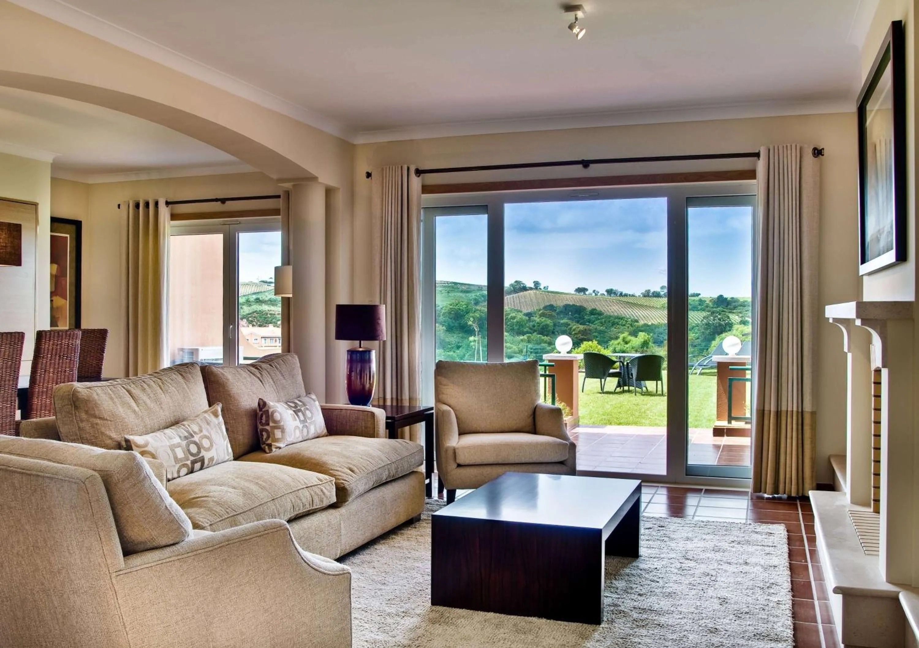 Bed in Dolce CampoReal Lisboa