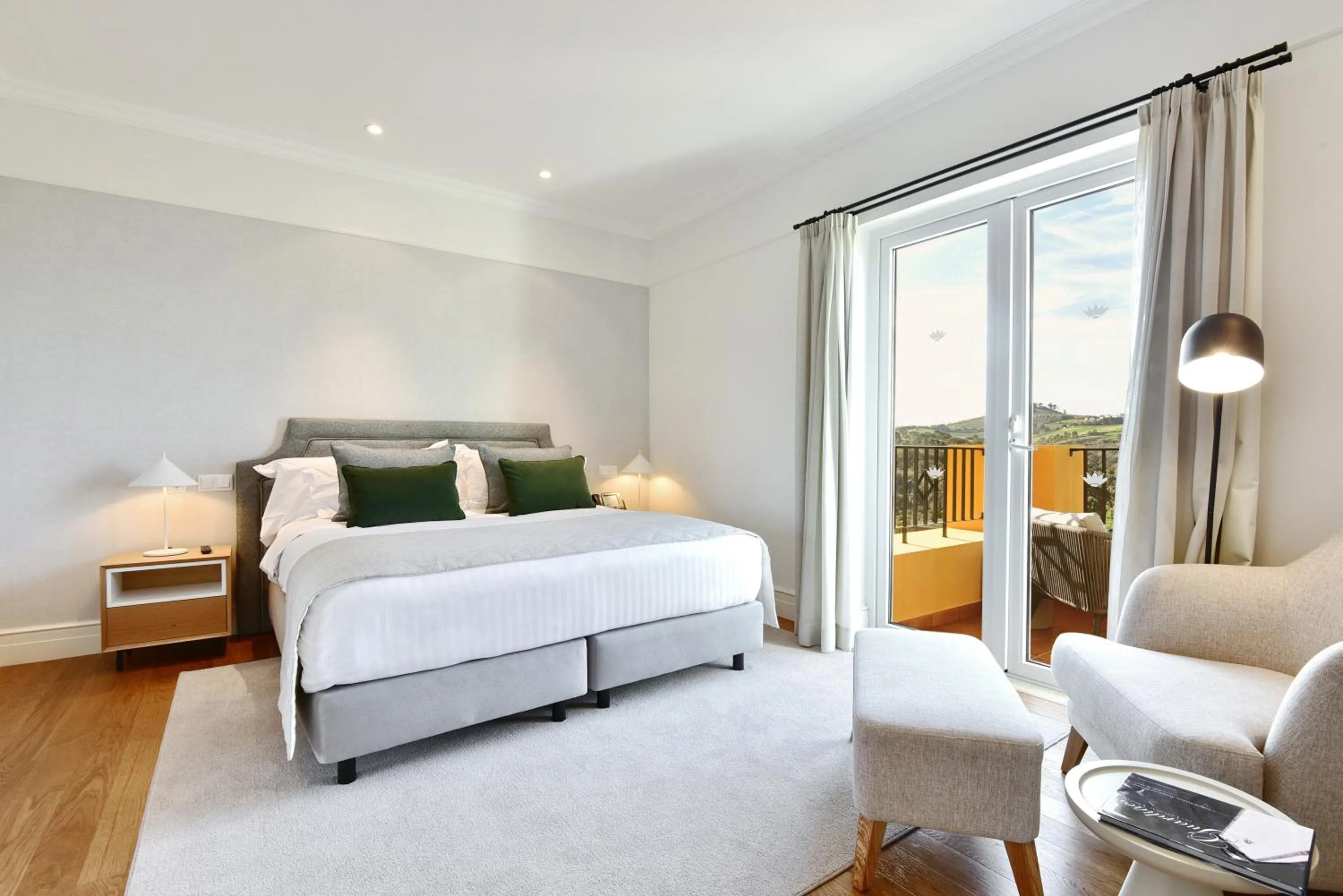 Bed in Dolce CampoReal Lisboa