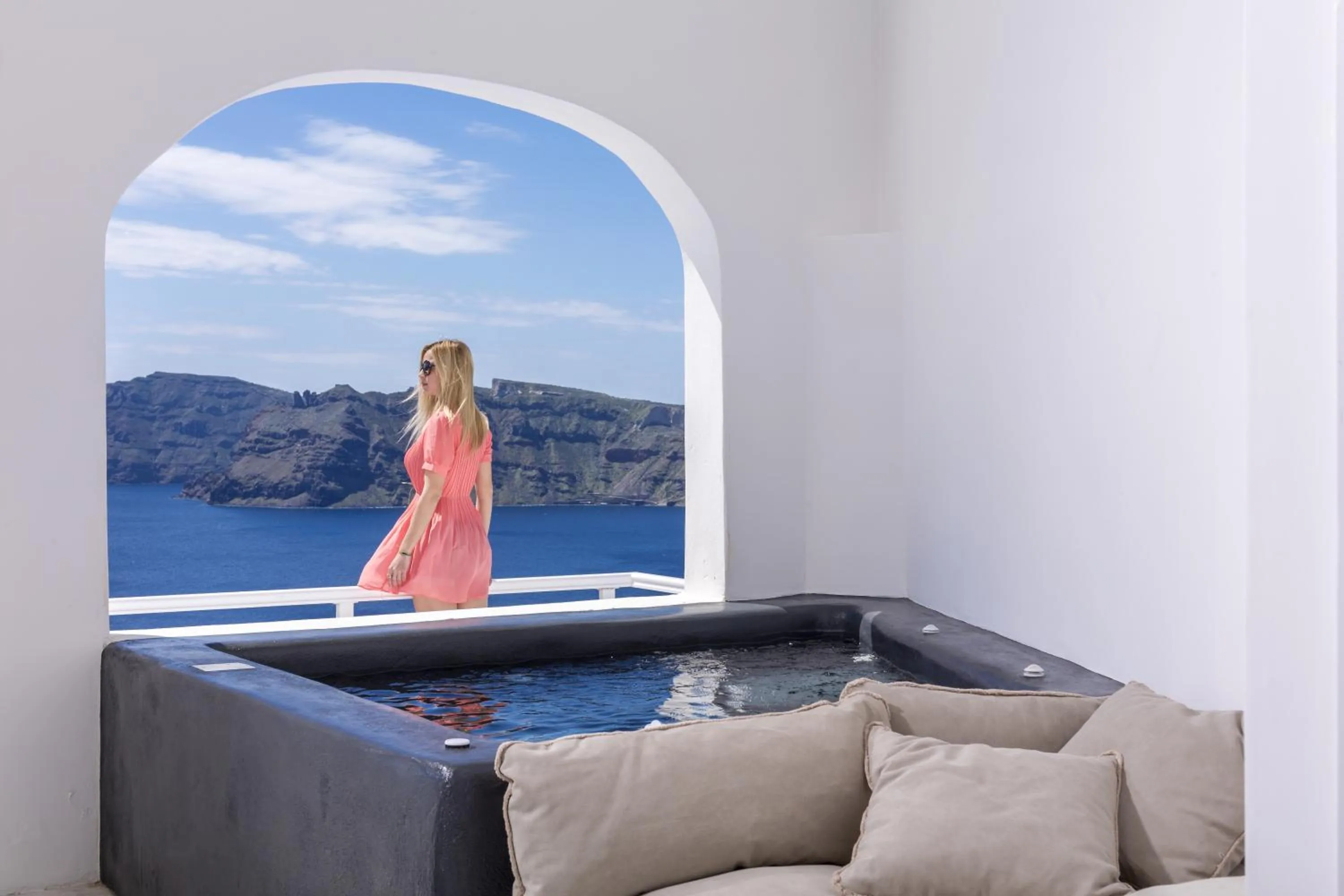 Hot Tub in White Pearl Villas