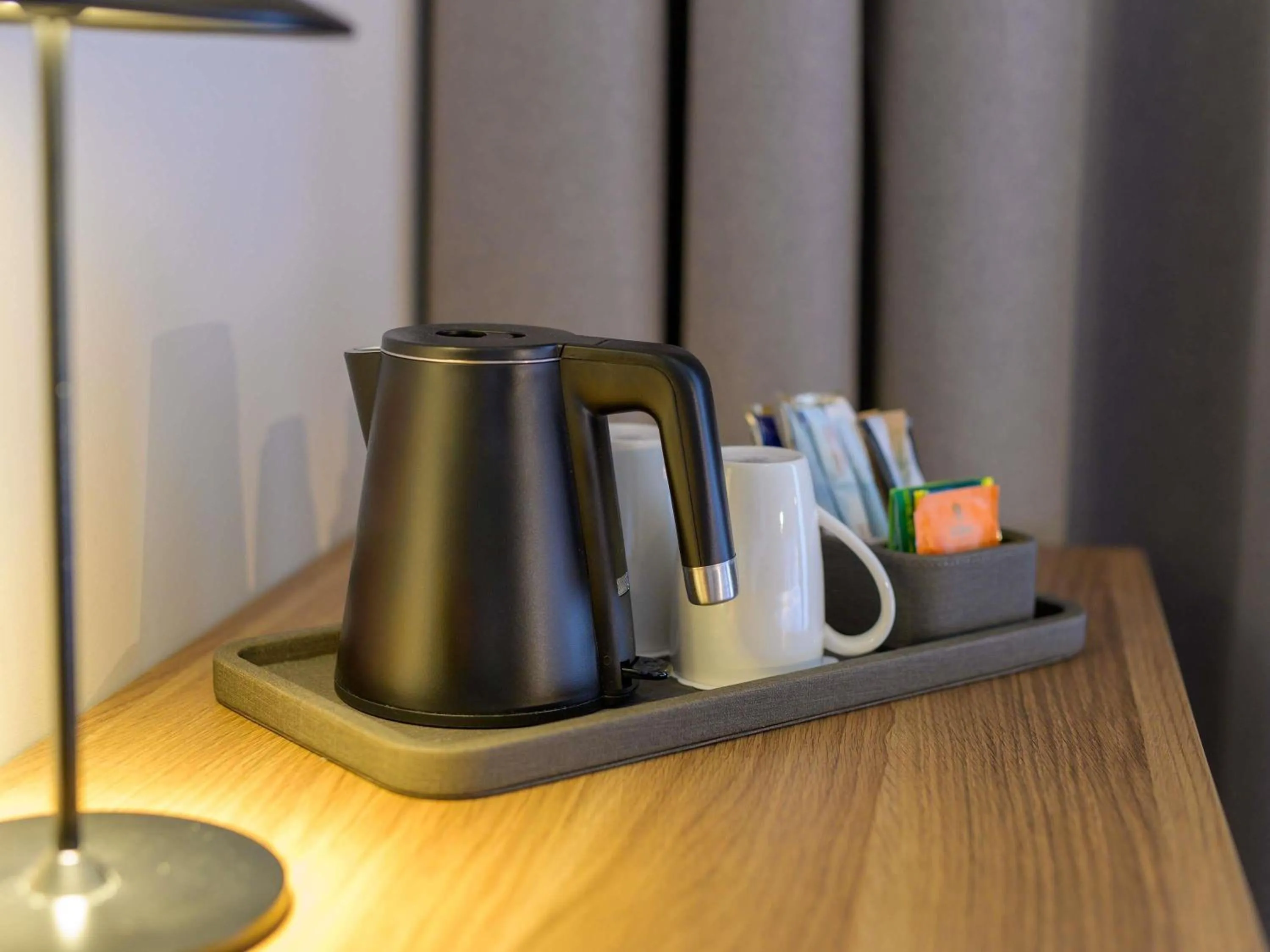 Bedroom in Mercure Zürich City