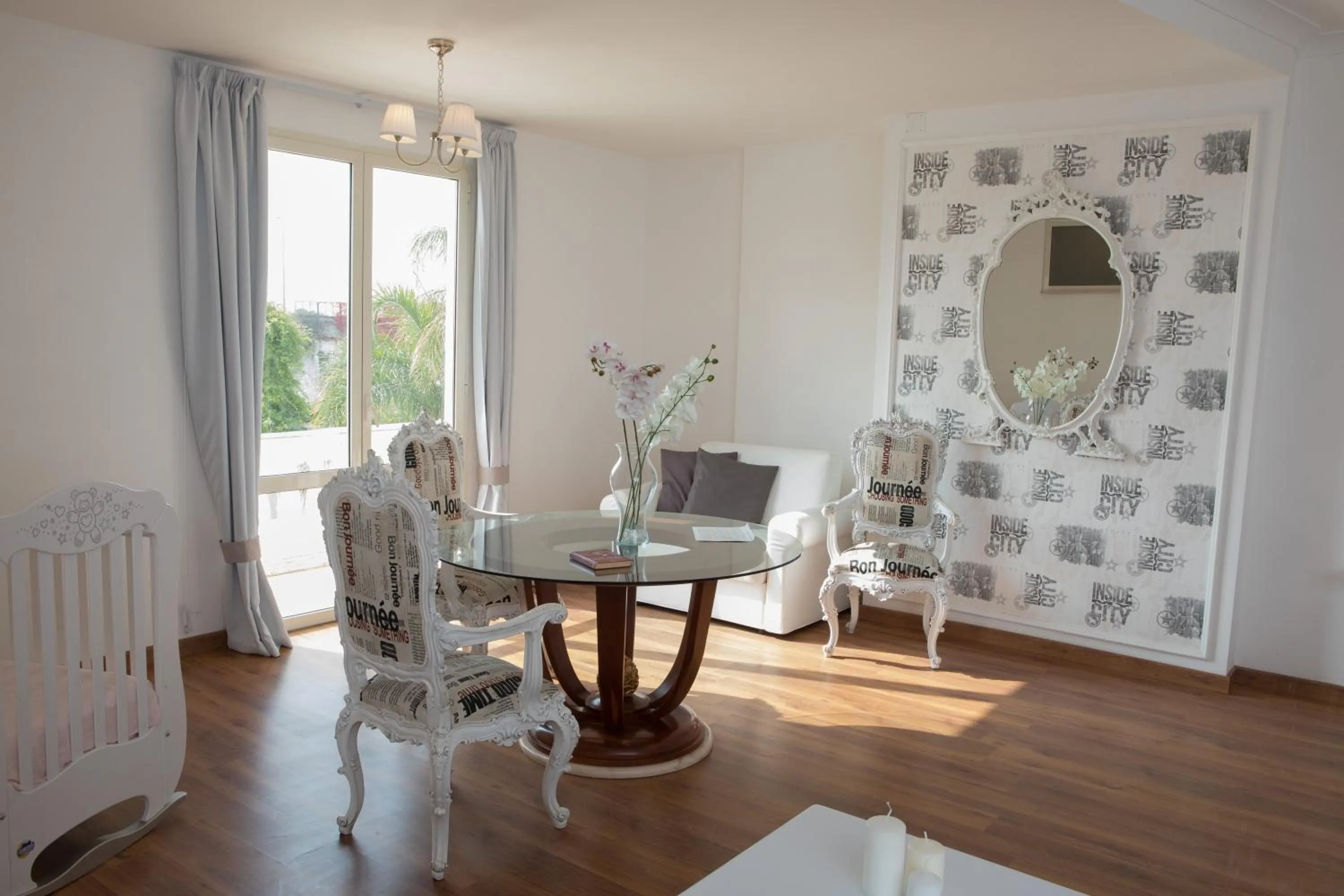 Restaurant/places to eat in Hotel Imperiale