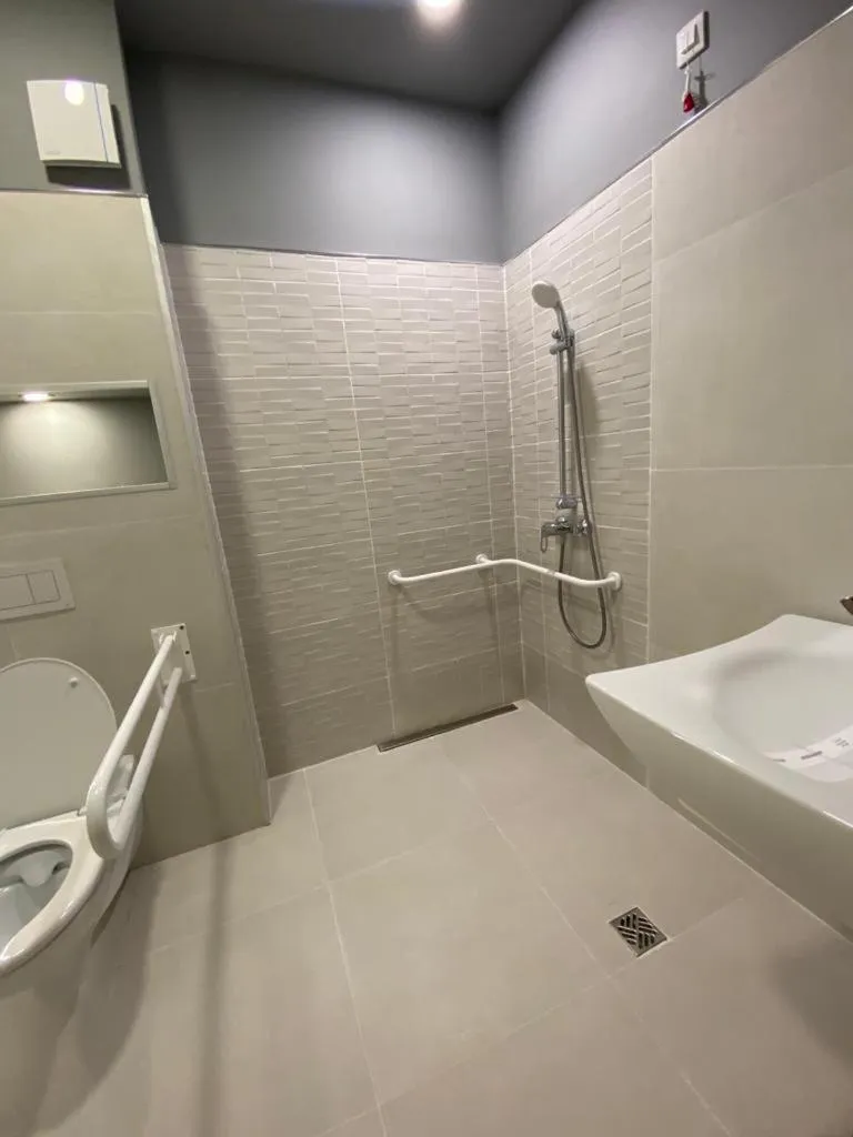 Bathroom in Hotel Malibu