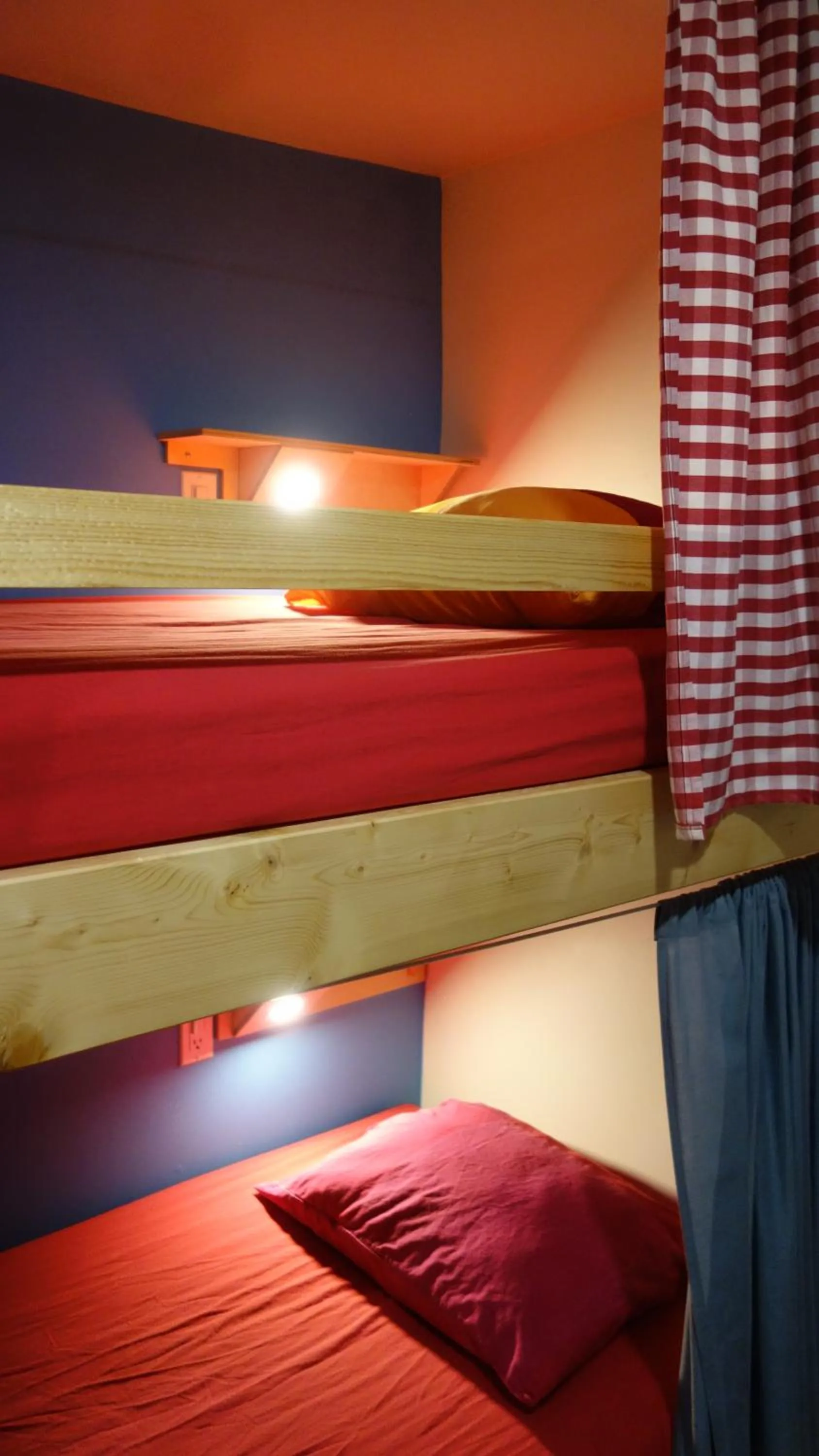 bunk bed, Bed in Dreamcatcher Hostel