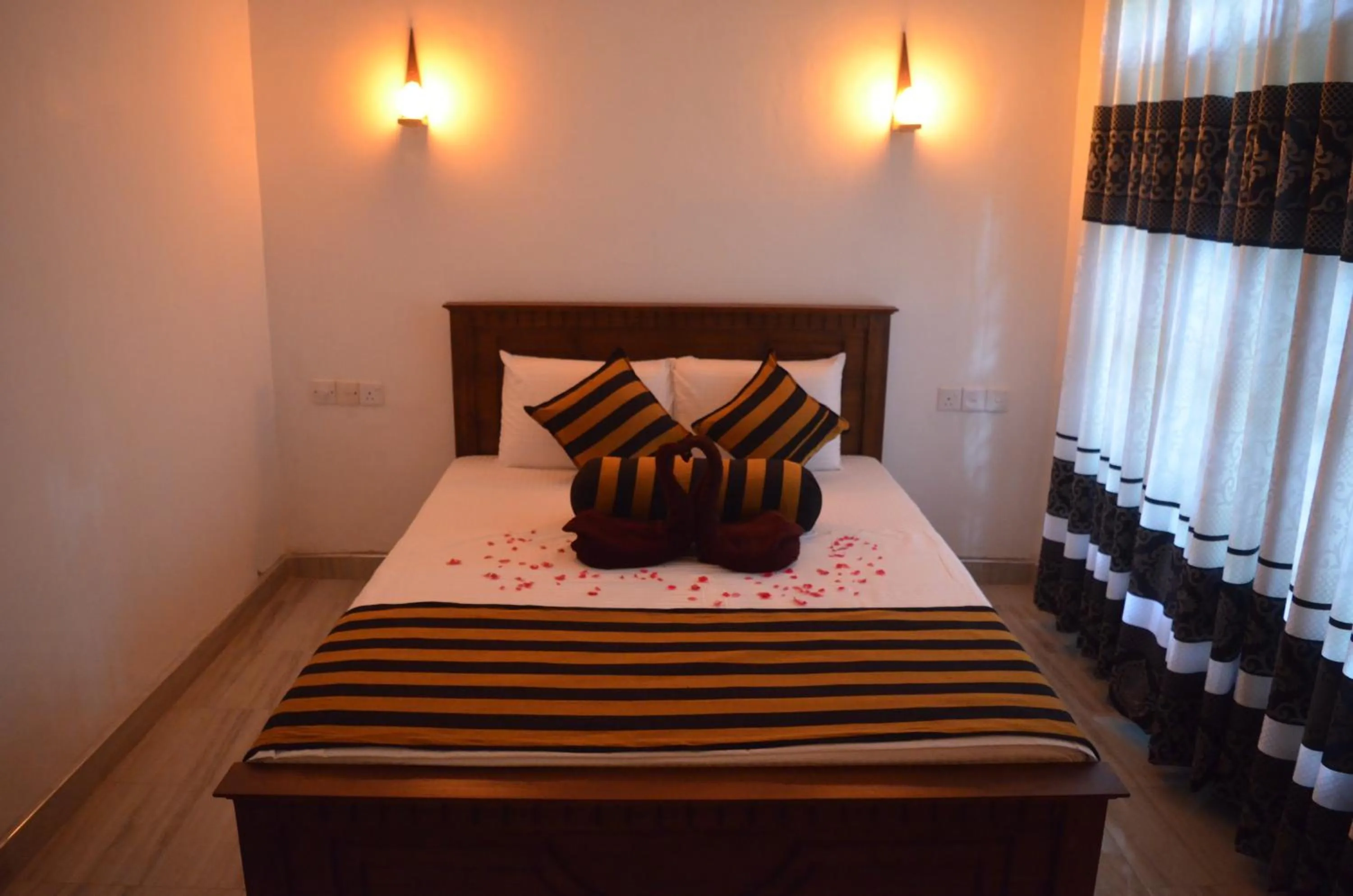 Bed in Green Garden Resort