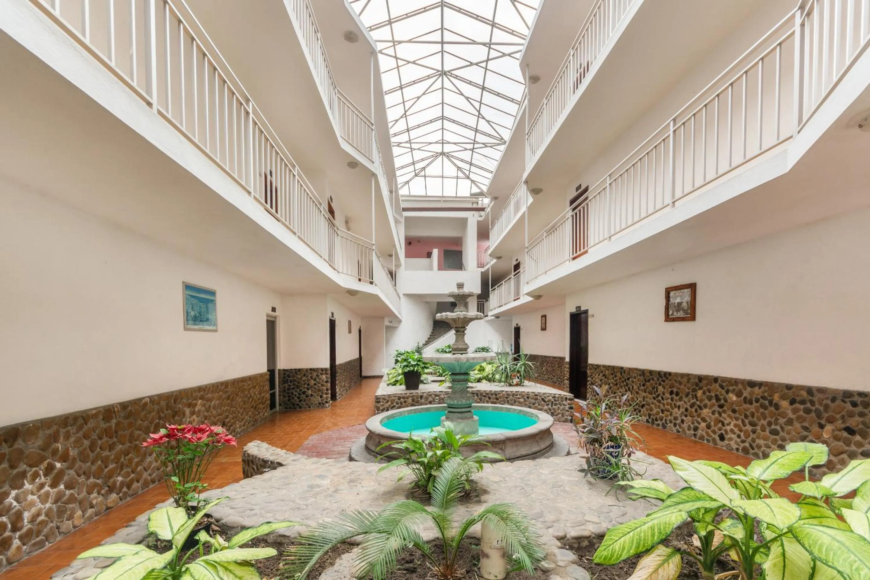 Lobby or reception in OYO Hotel Casa Blanca