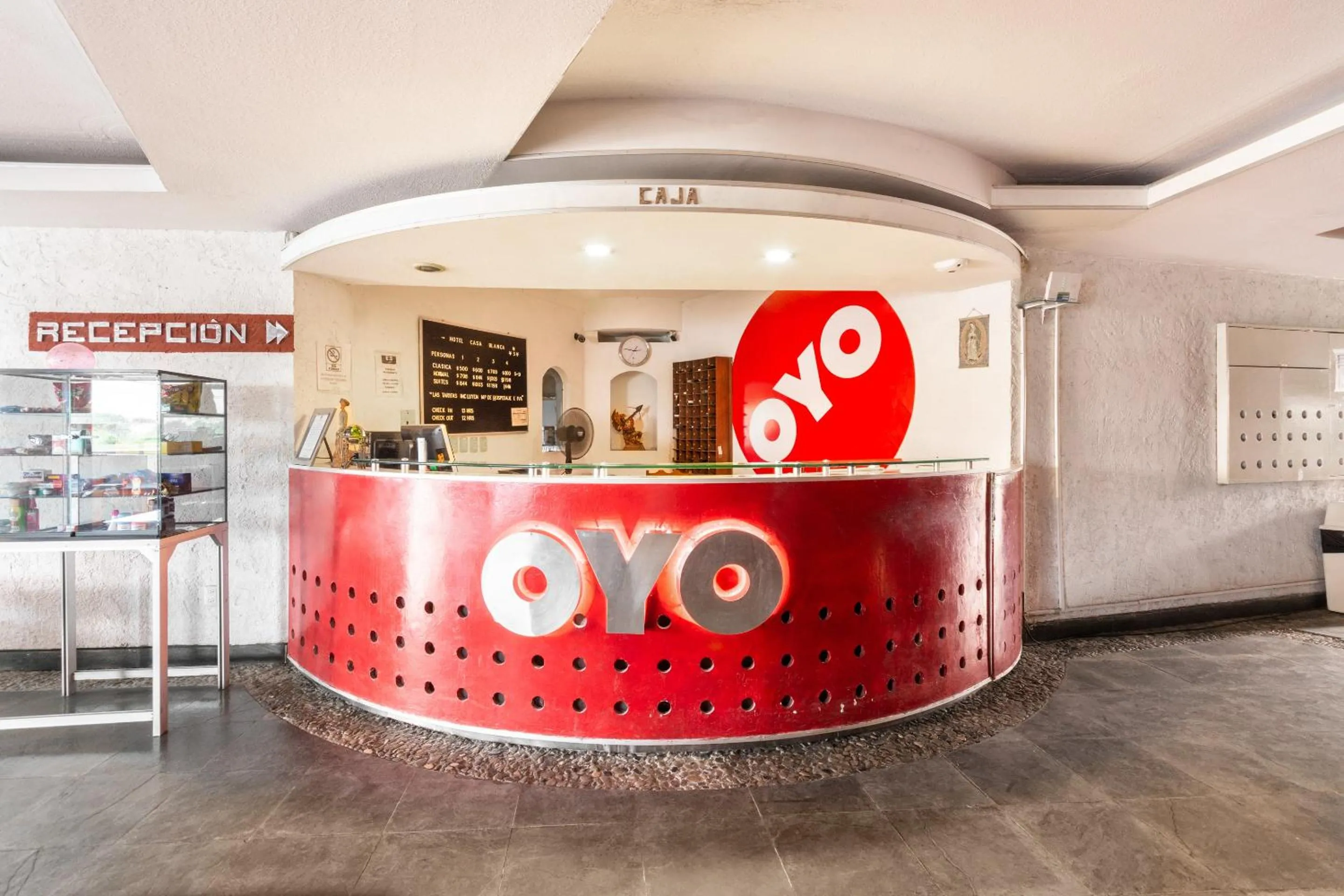 Lobby or reception in OYO Hotel Casa Blanca