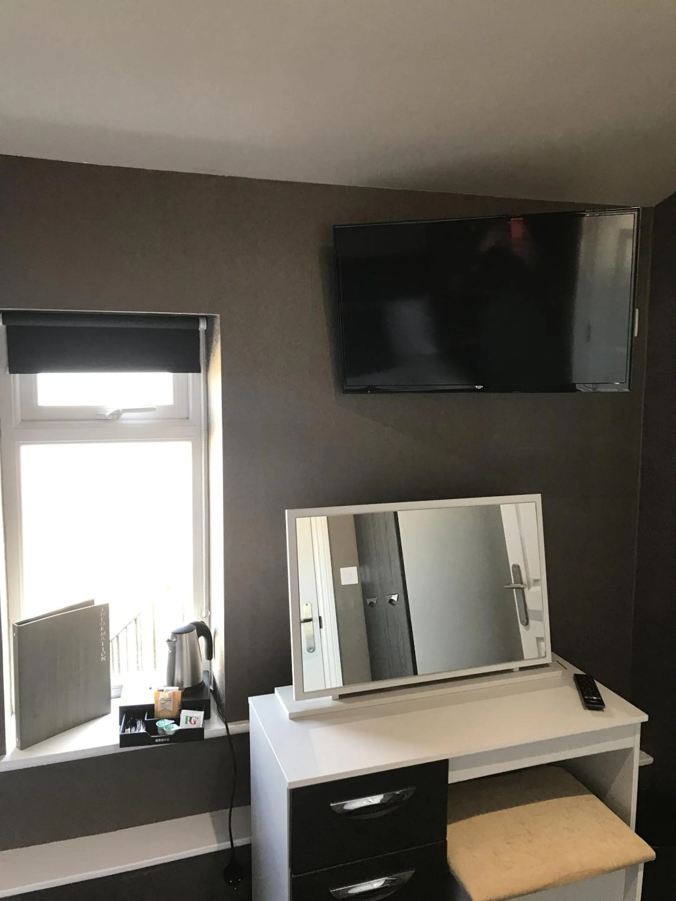 Bedroom in The Grotto