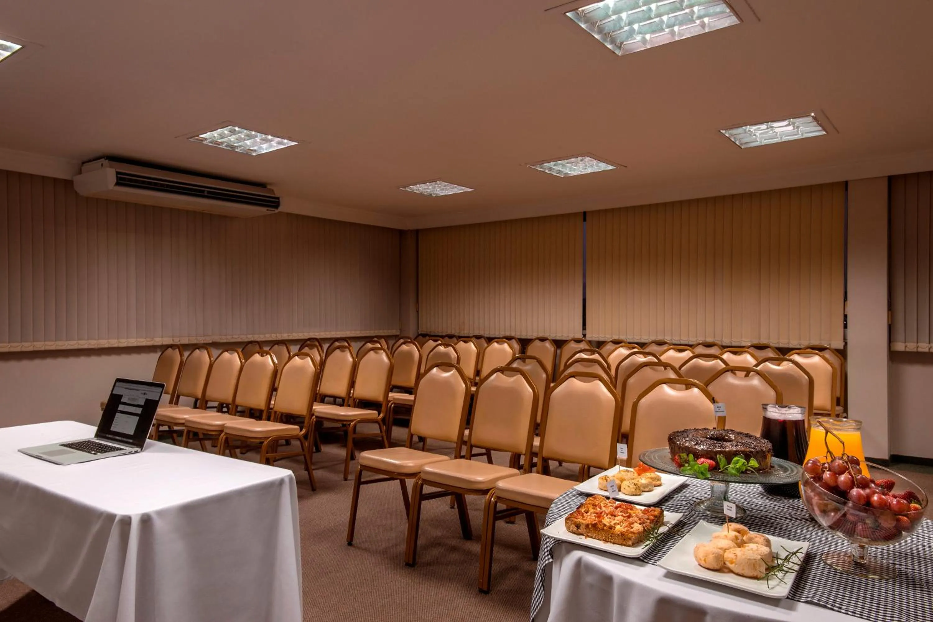 Food close-up in Novo Hamburgo Business Hotel