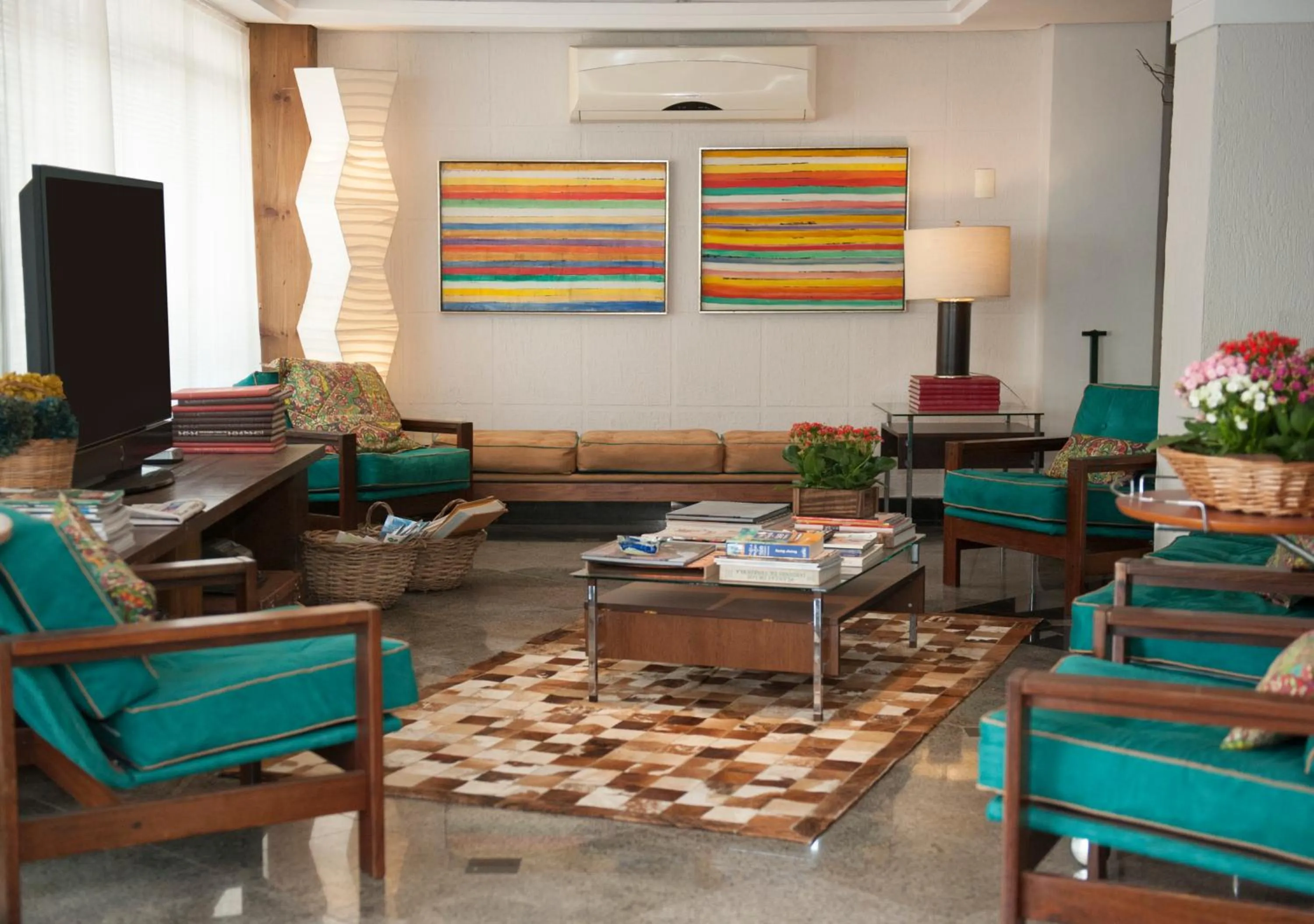 Communal lounge/ TV room in Novo Hamburgo Business Hotel