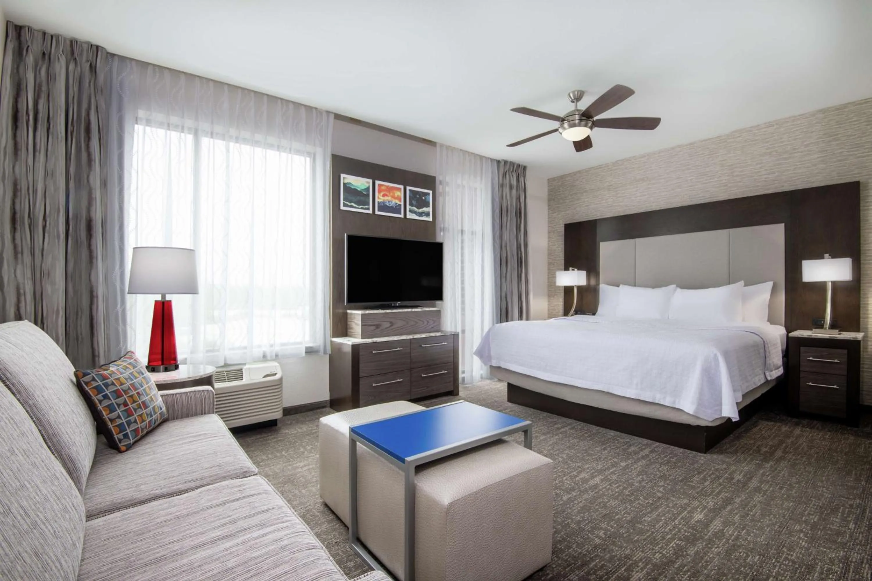 Bedroom, Bed in Homewood Suites By Hilton Steamboat Springs