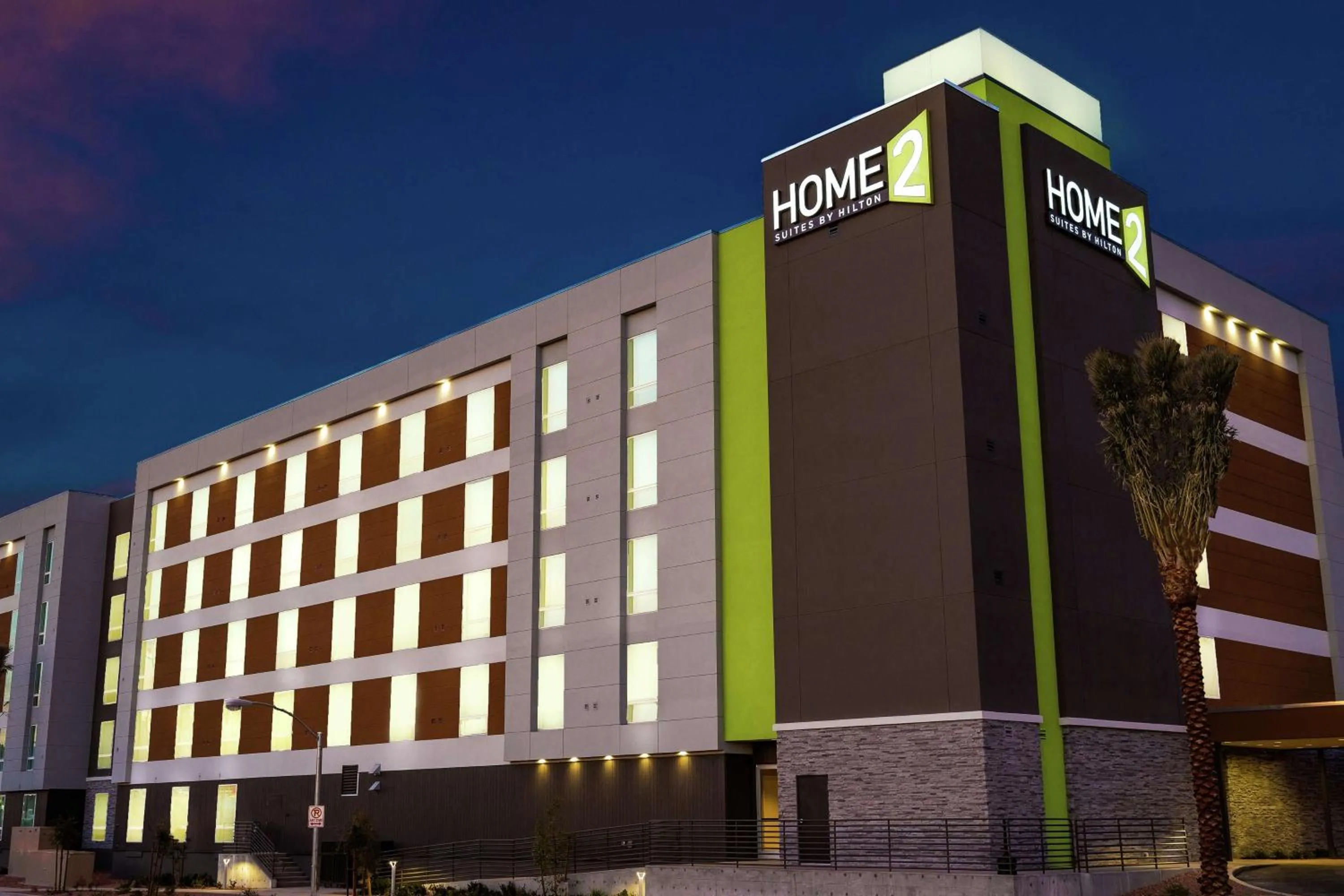 Property building in Home2 Suites by Hilton Las Vegas Stadium District