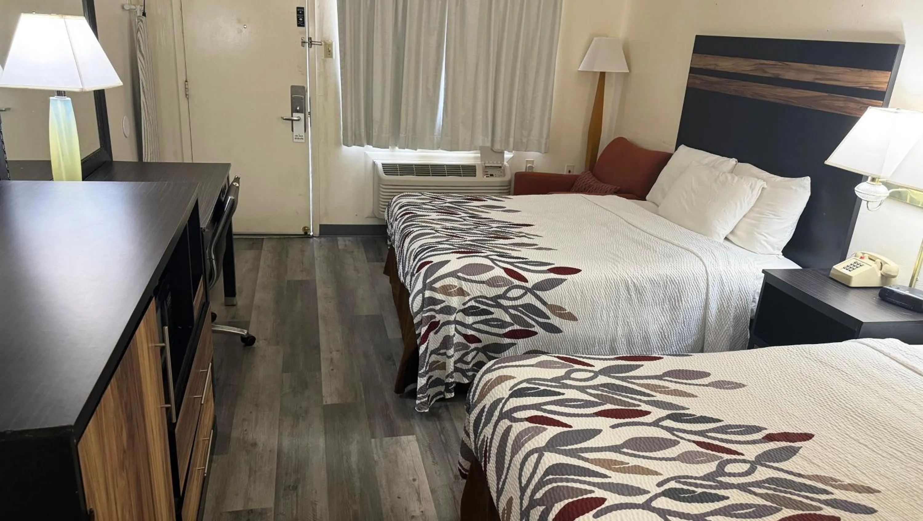 Photo of the whole room, Bed in Magnuson Hotel Sierra Vista