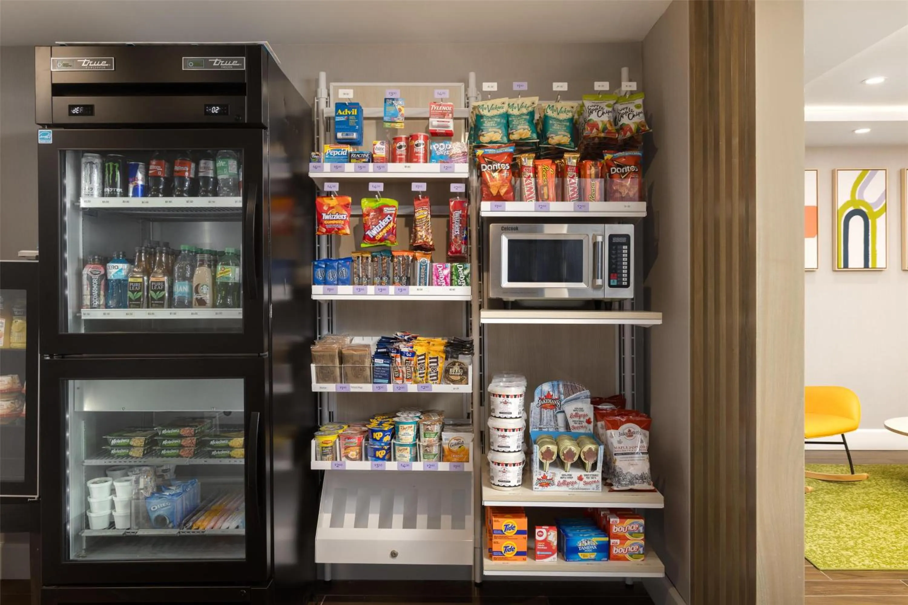 Food and drinks in Spark By Hilton Woodstock