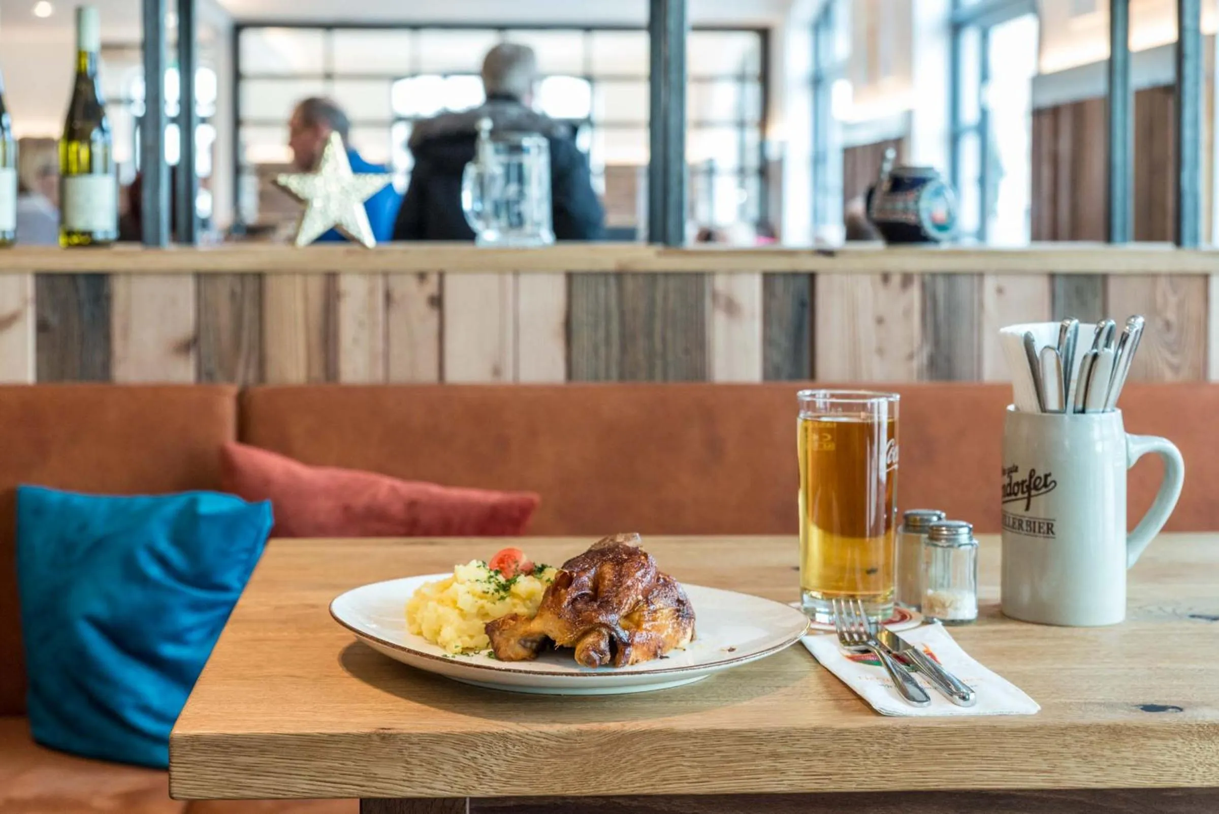 Restaurant/places to eat in HHotel Augsburg