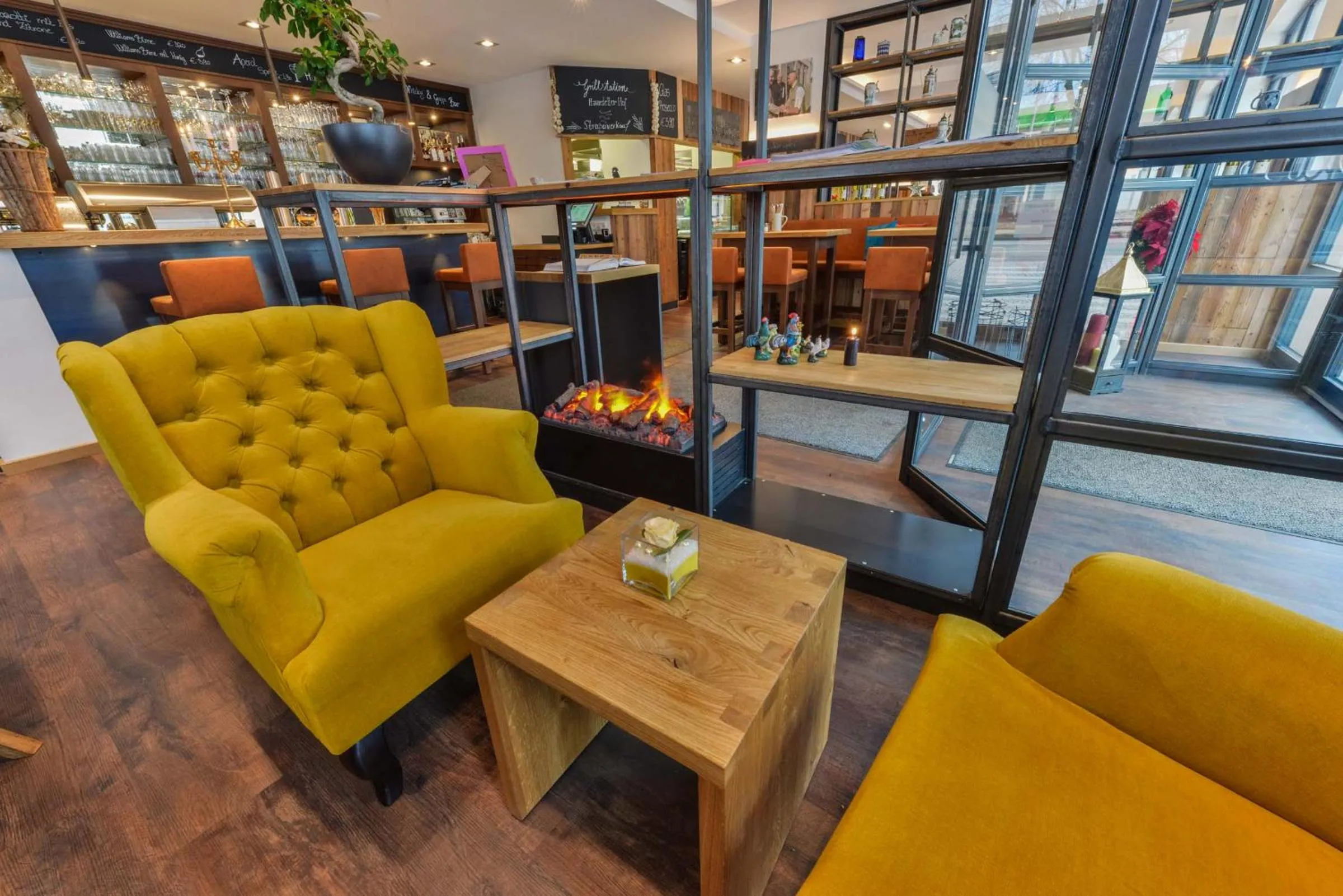 Restaurant/places to eat in HHotel Augsburg