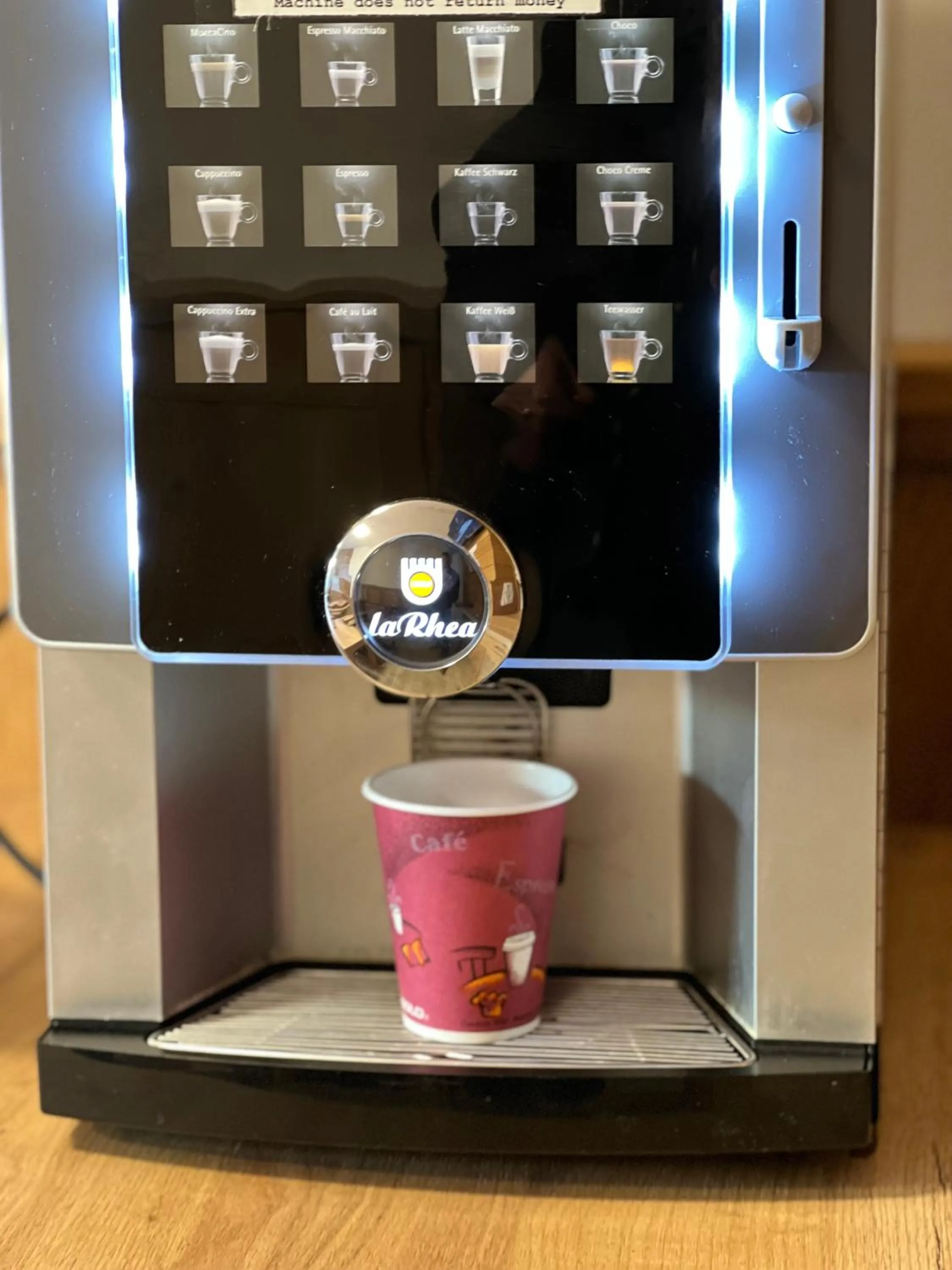 Coffee/tea facilities in HHotel Augsburg