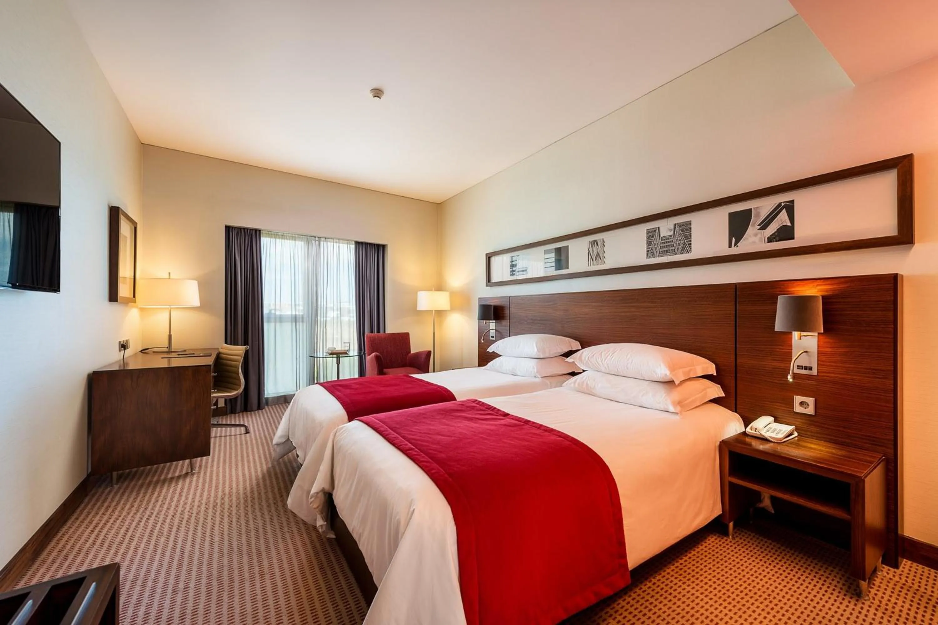 Bed in Lagoas Park Hotel