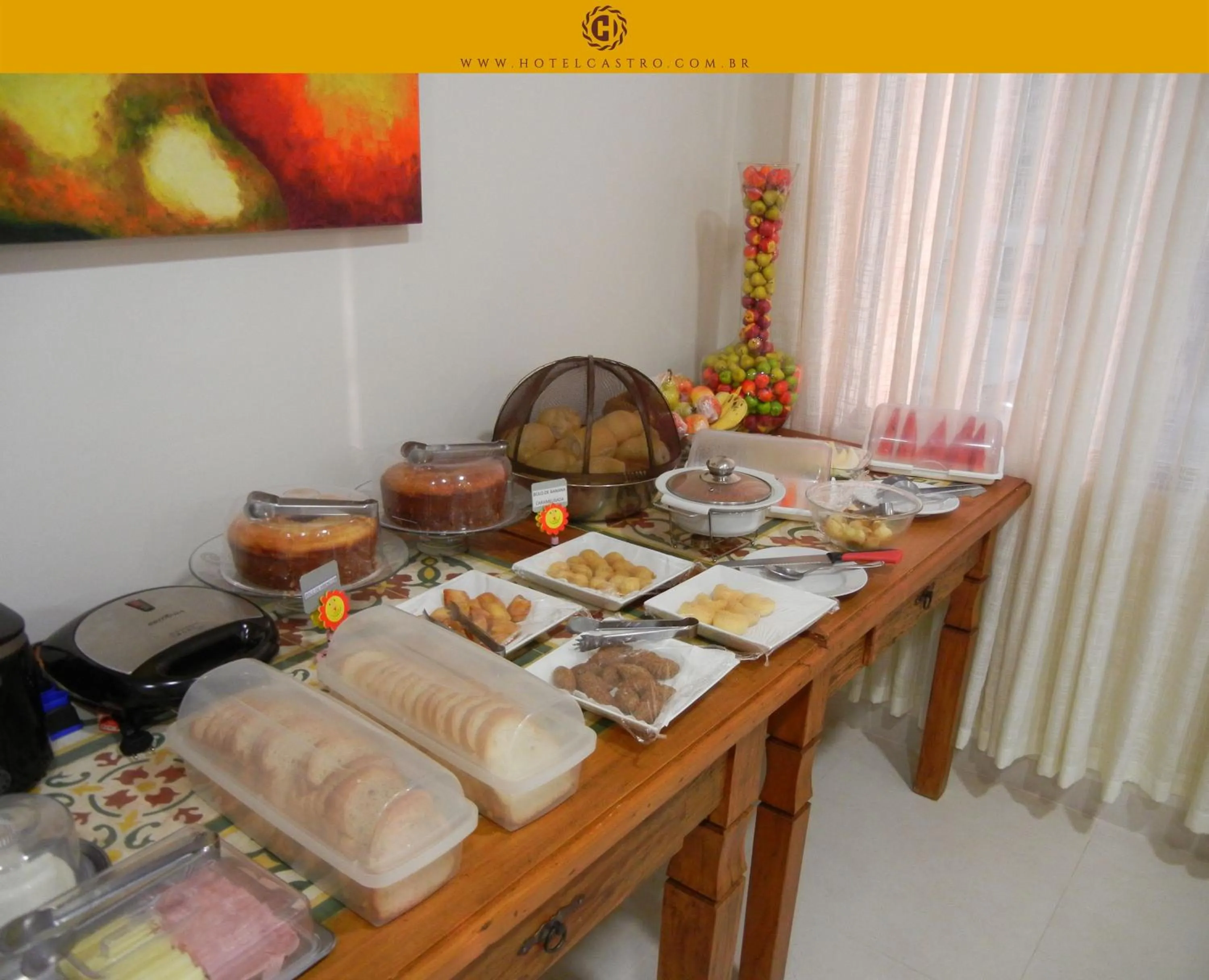 Restaurant/places to eat in Hotel Castro