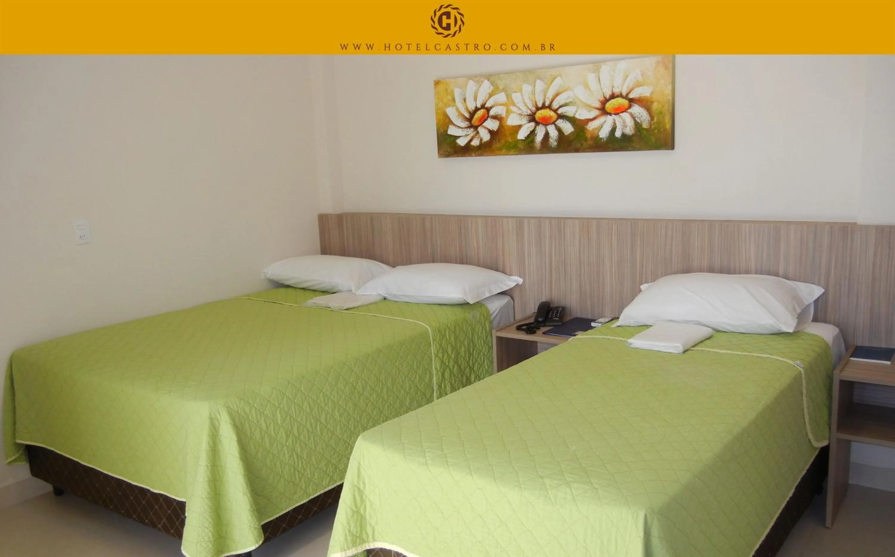 Shower, Bed in Hotel Castro