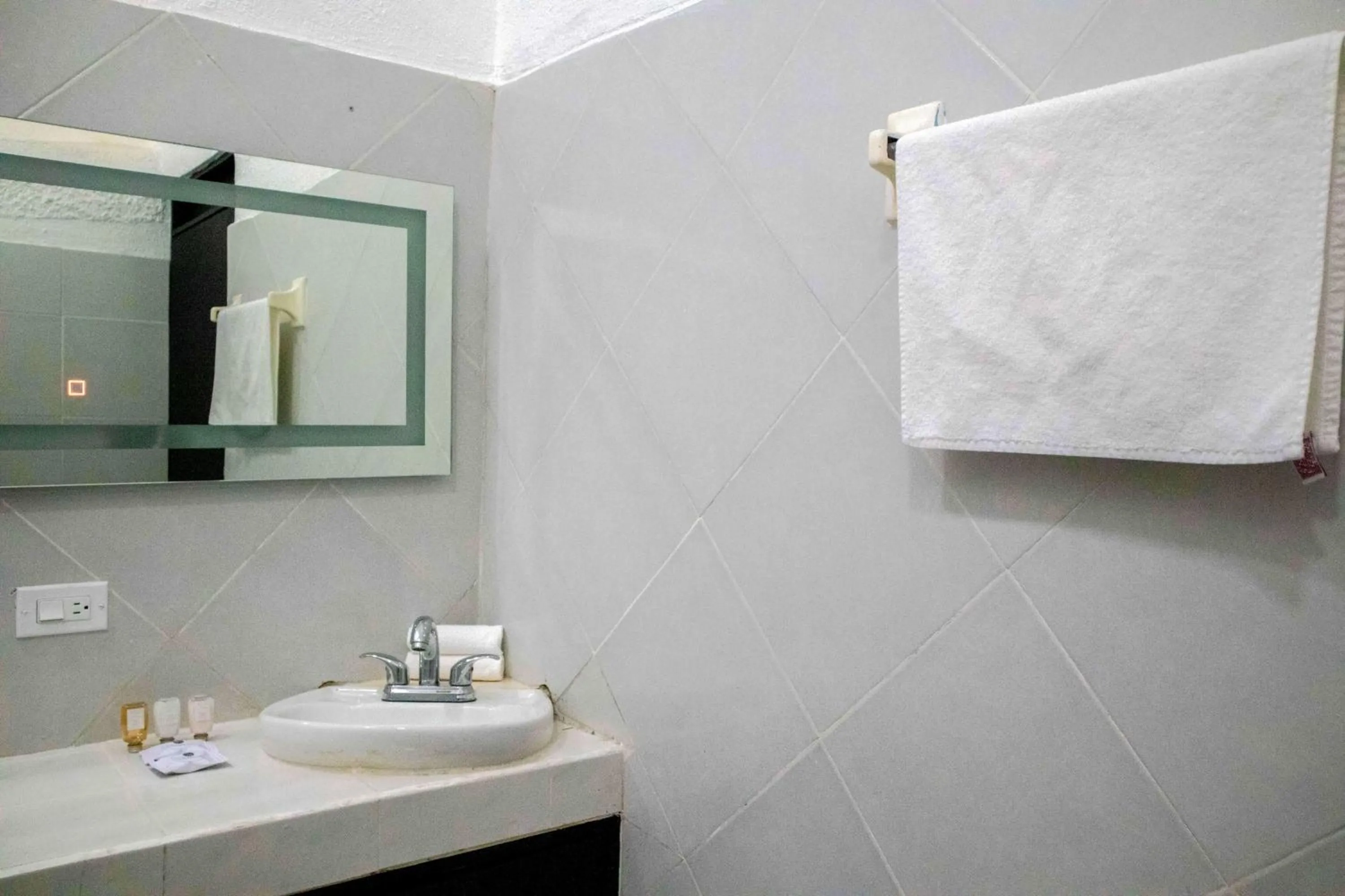 Bathroom in Donjuan By Melida Hotel