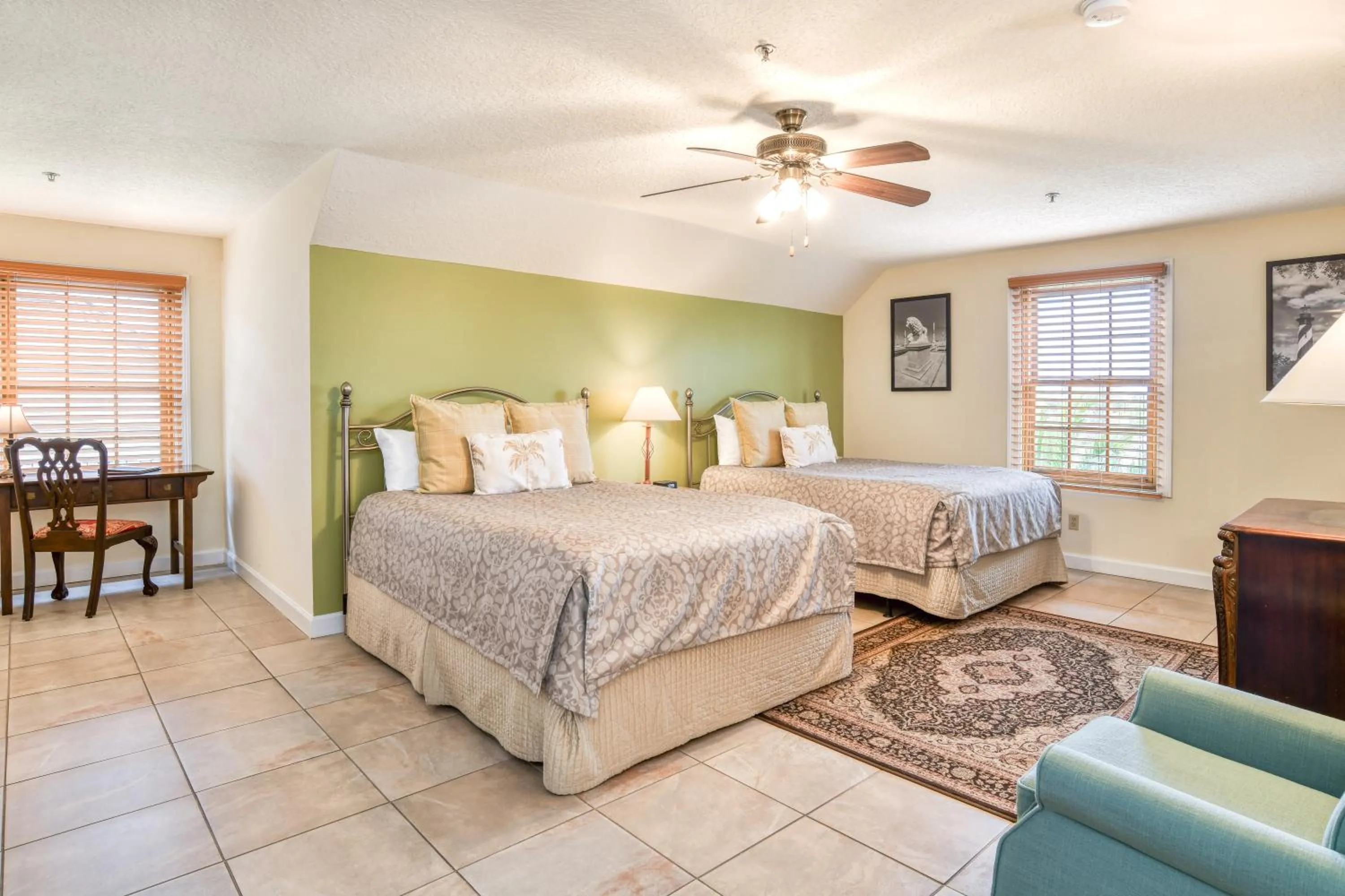 Bedroom, Bed in St George Inn - Saint Augustine