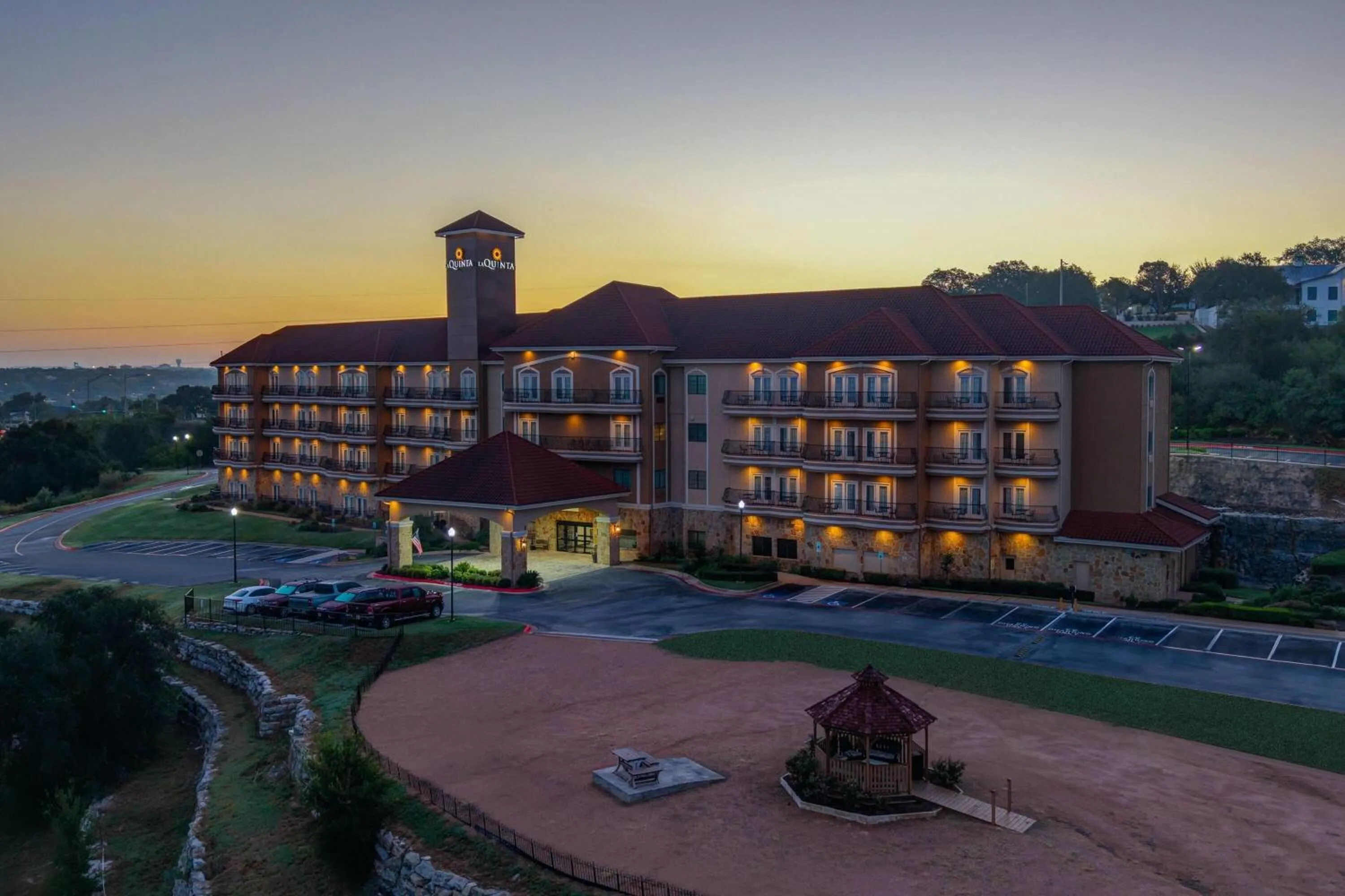 Property building in La Quinta by Wyndham Marble Falls