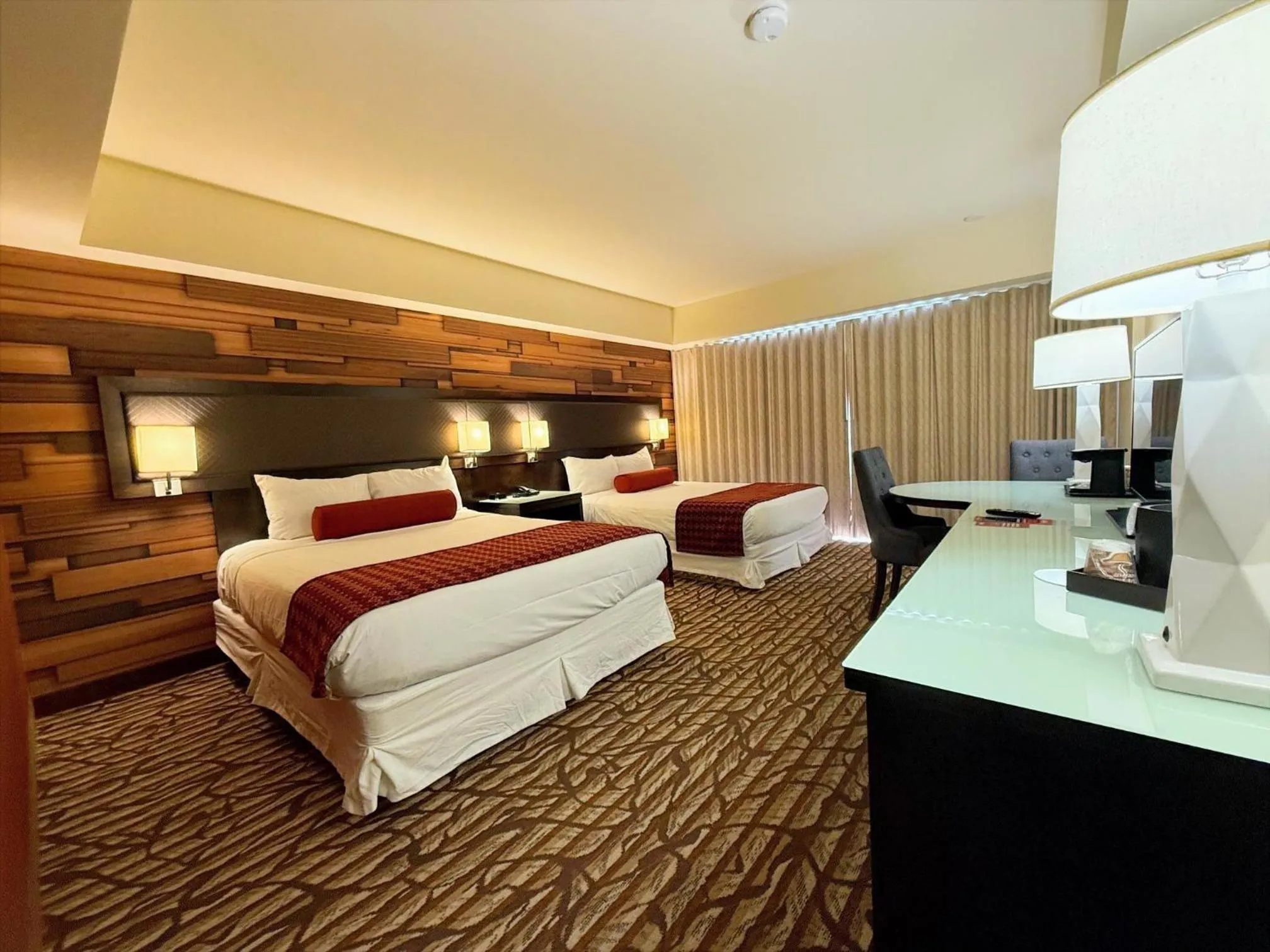 Bed in Bally's Lake Tahoe Casino Resort