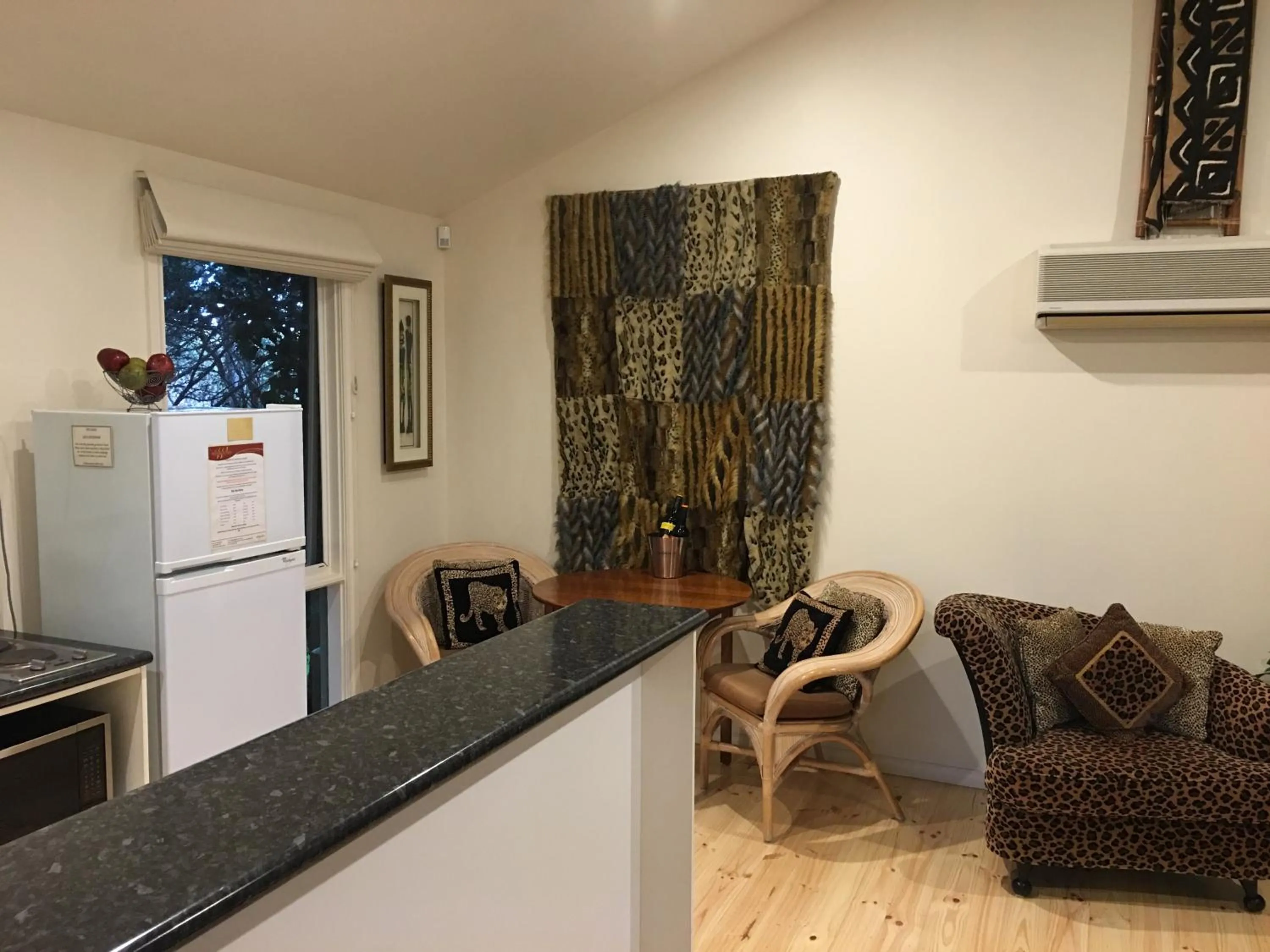 Dining area in Weeroona Bed And Breakfast