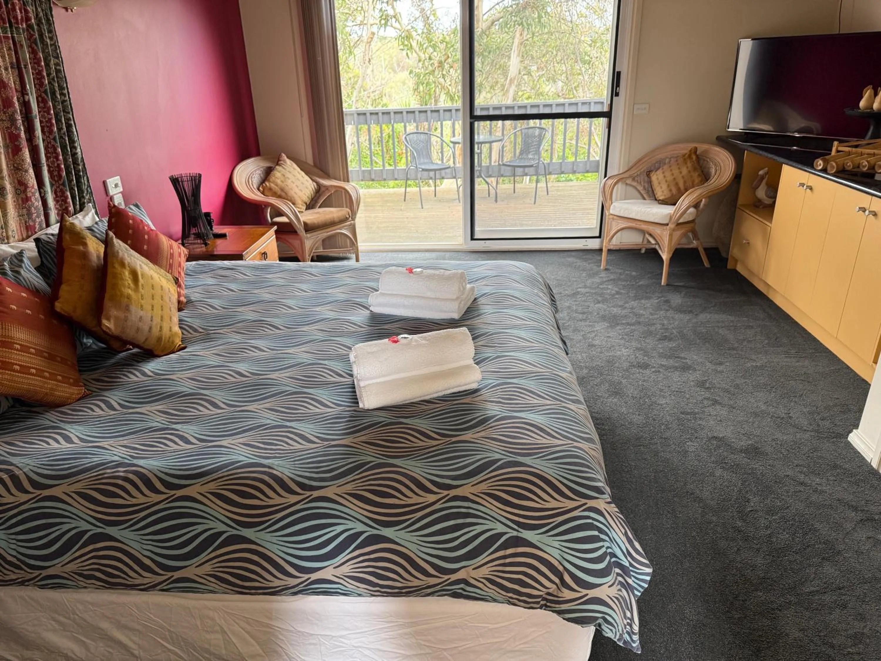 Bed in Weeroona Bed And Breakfast