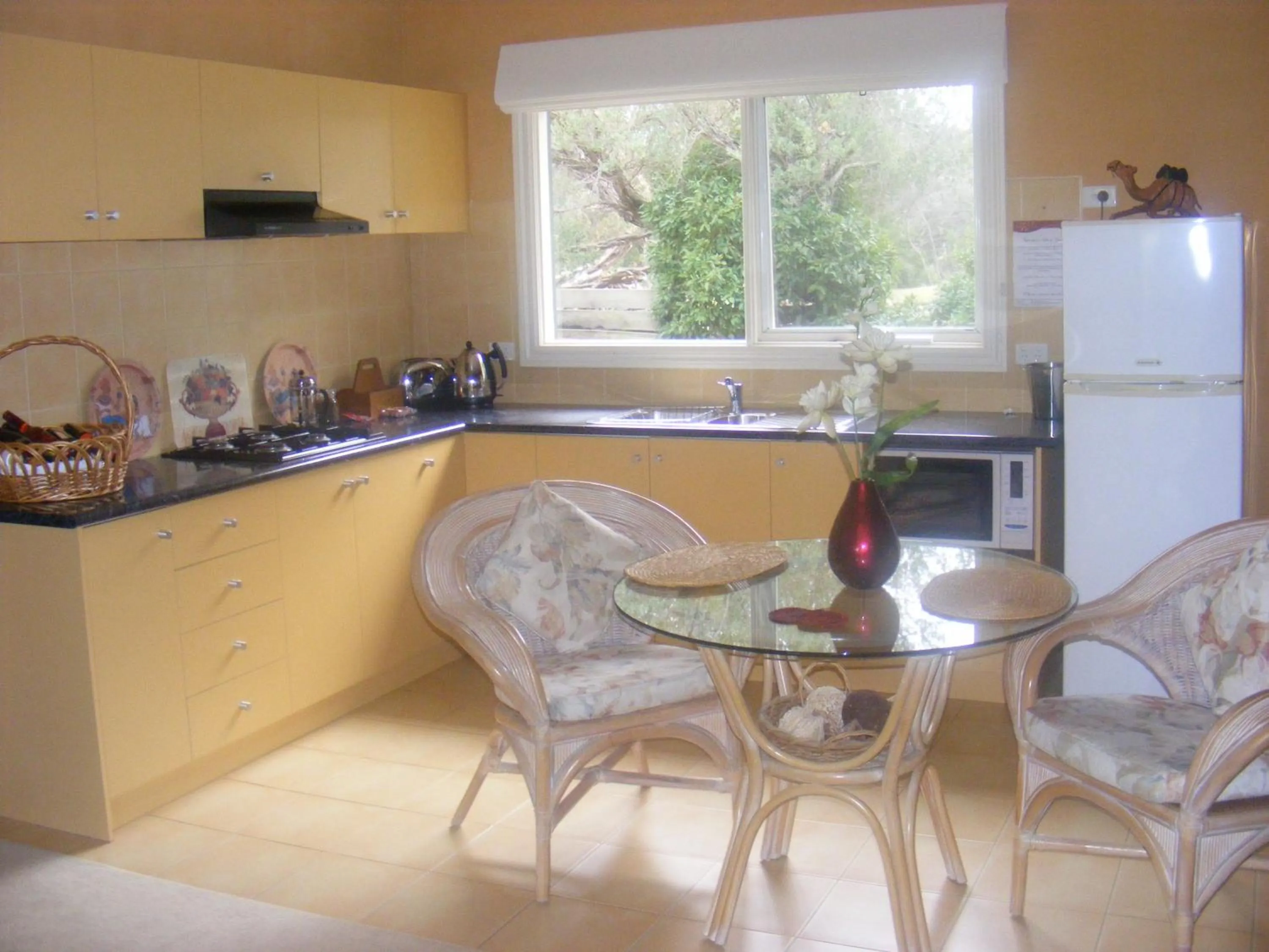Dining area in Weeroona Bed And Breakfast