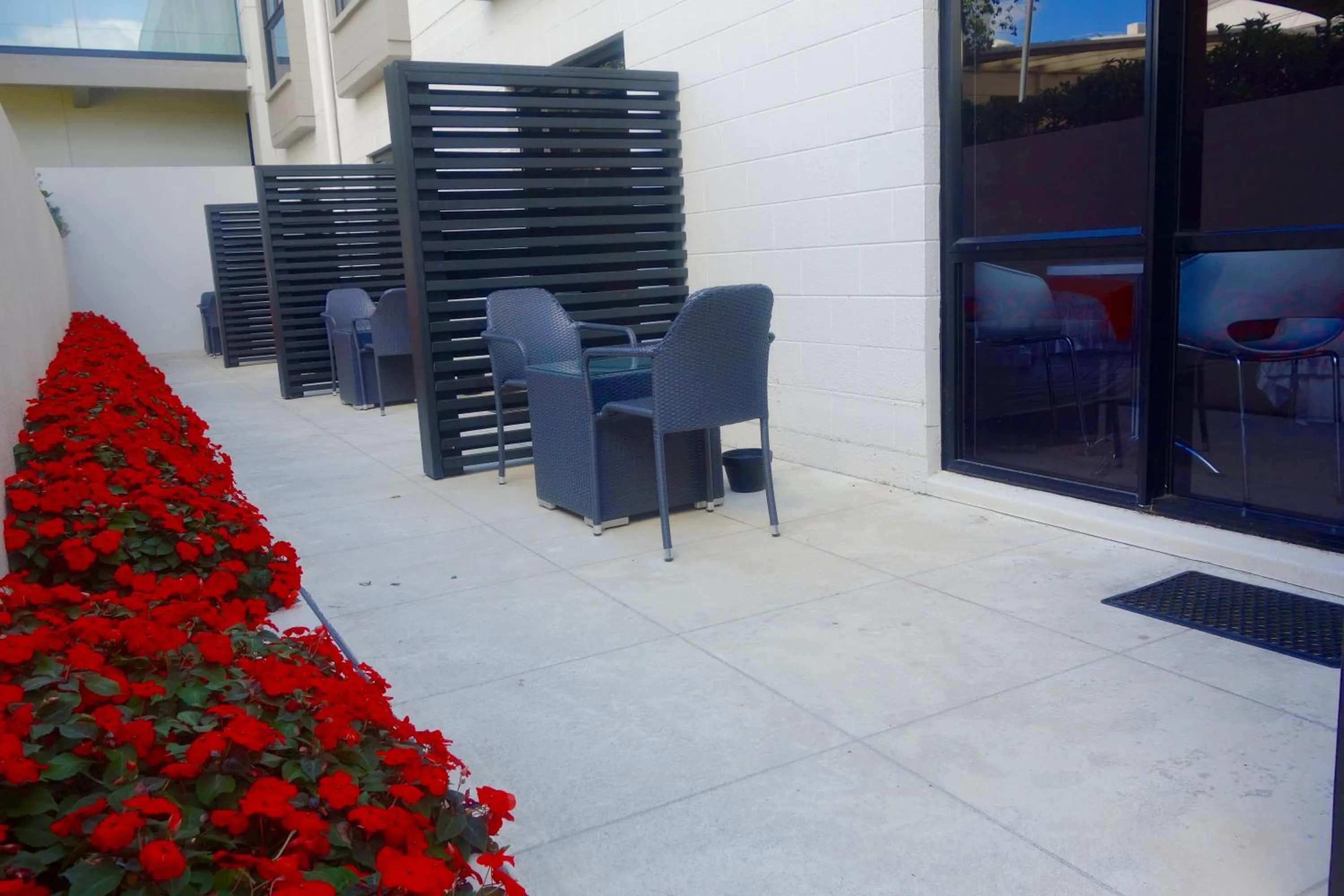 Patio in The Devon Hotel A Heritage Hotel