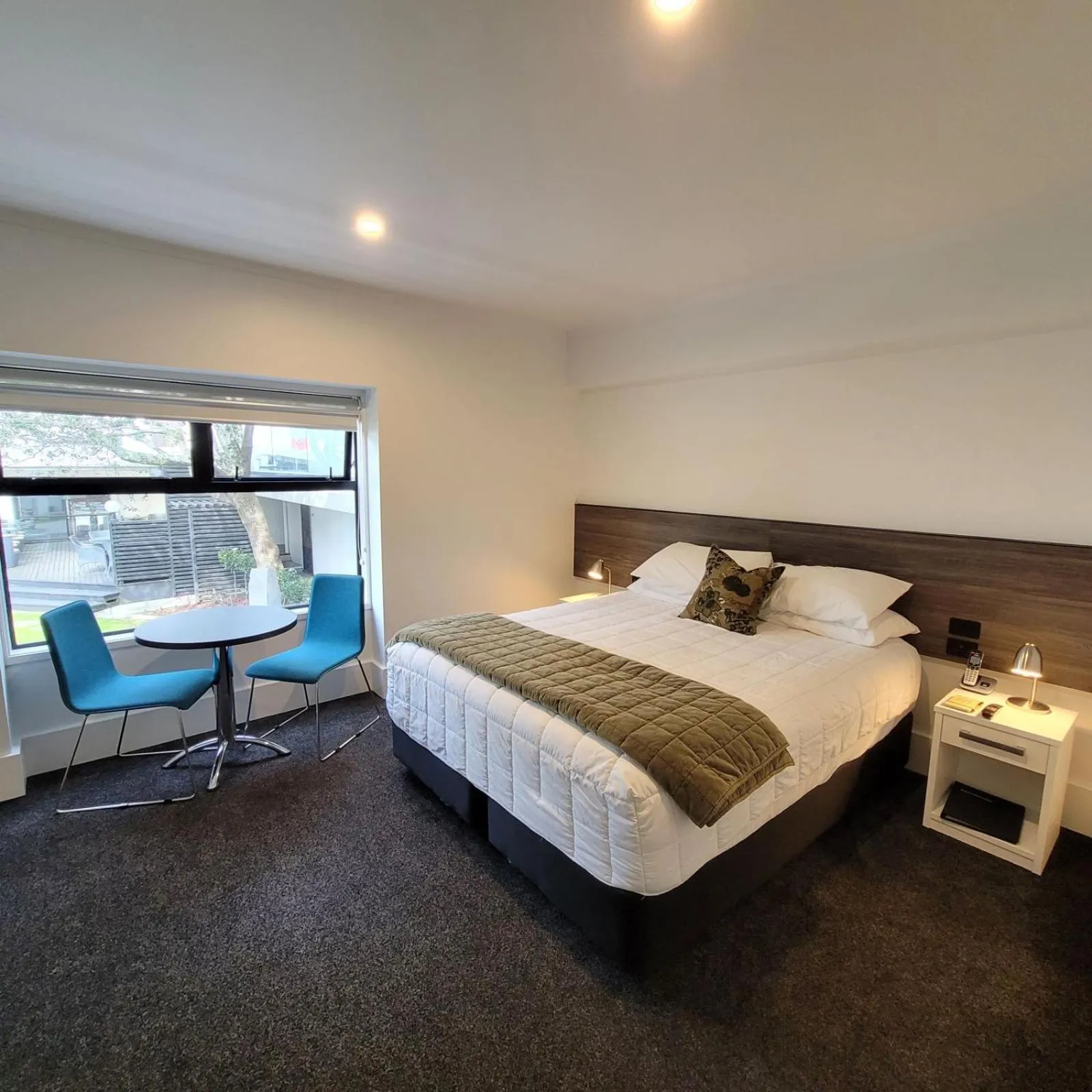 Bed in The Devon Hotel A Heritage Hotel