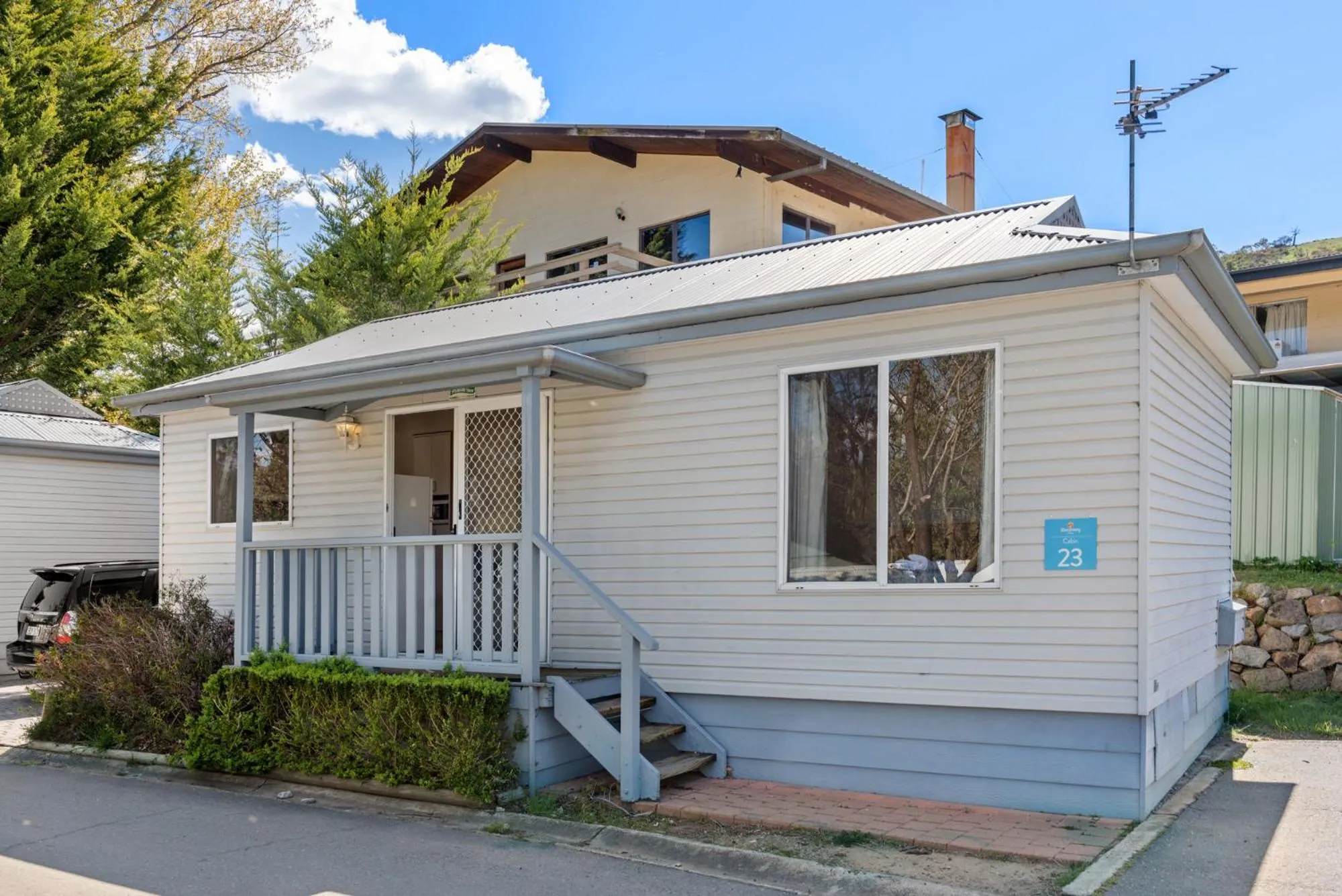 Facade/entrance in Discovery Parks - Jindabyne