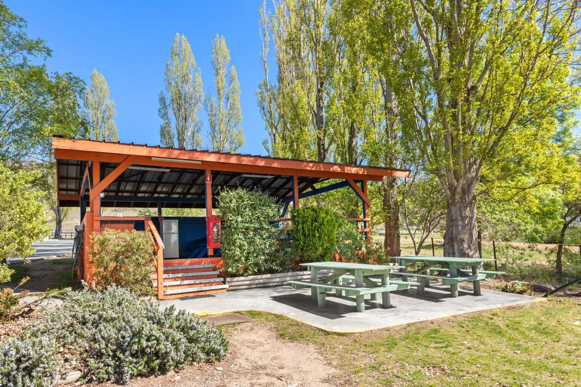 BBQ facilities in Discovery Parks - Jindabyne