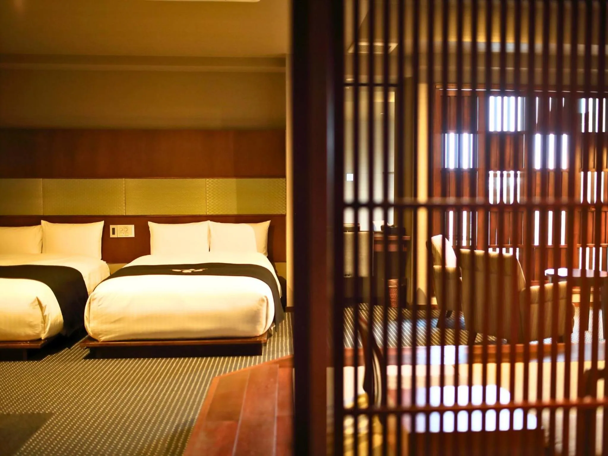 Photo of the whole room, Bed in Ryotei Matsuya Honkan Suizenji
