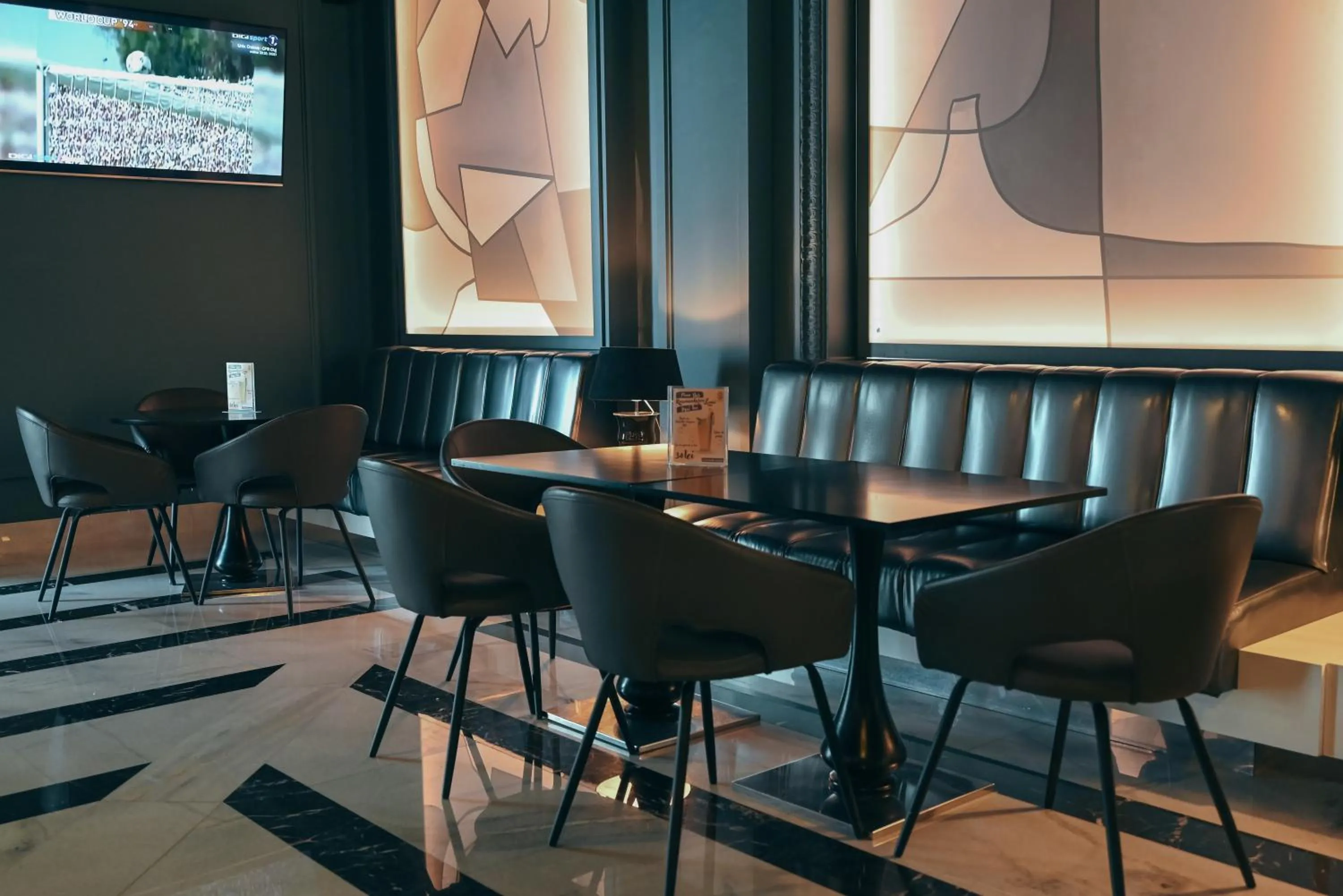 Lounge or bar in Iaki Conference & Spa Hotel