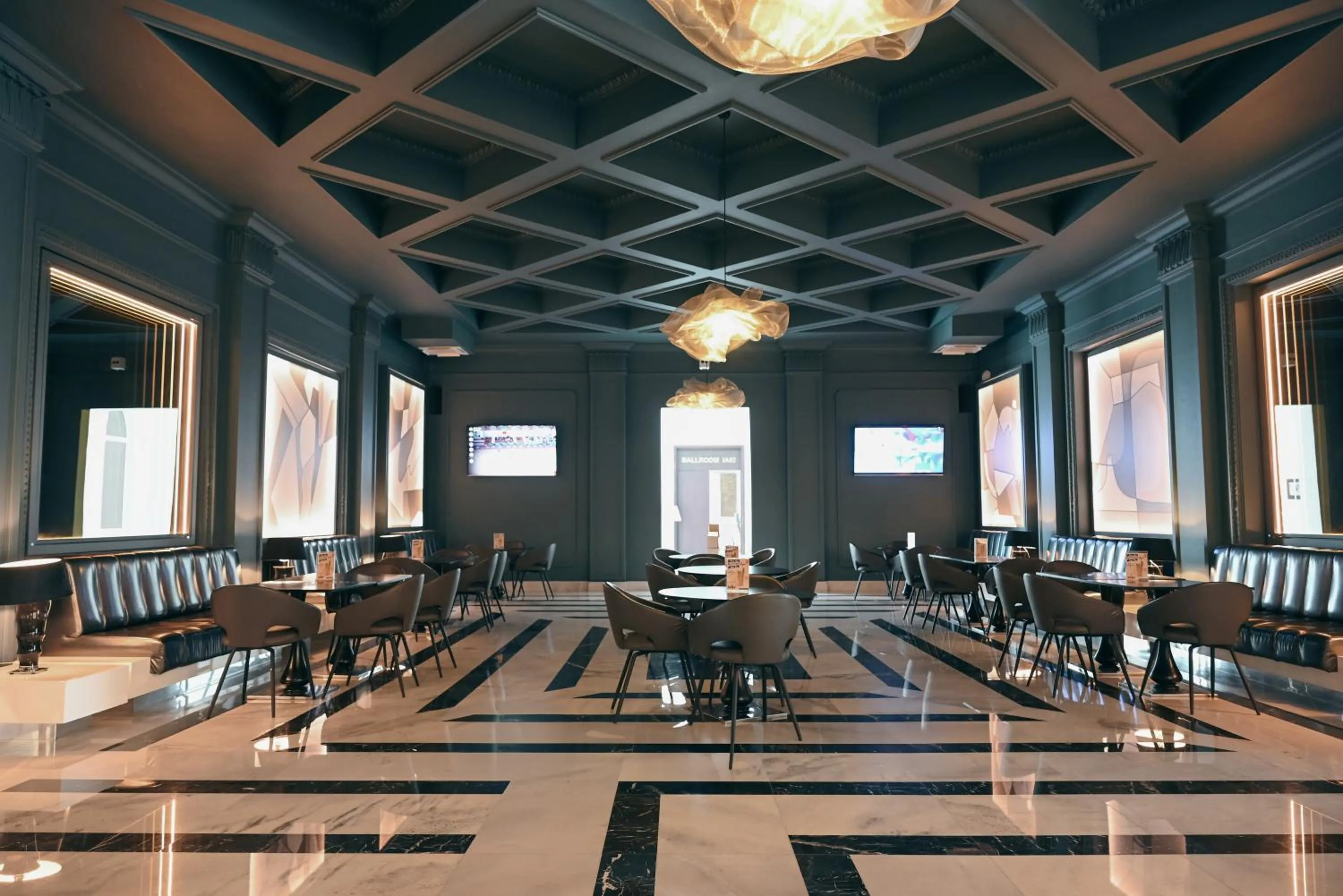 Lounge or bar in Iaki Conference & Spa Hotel