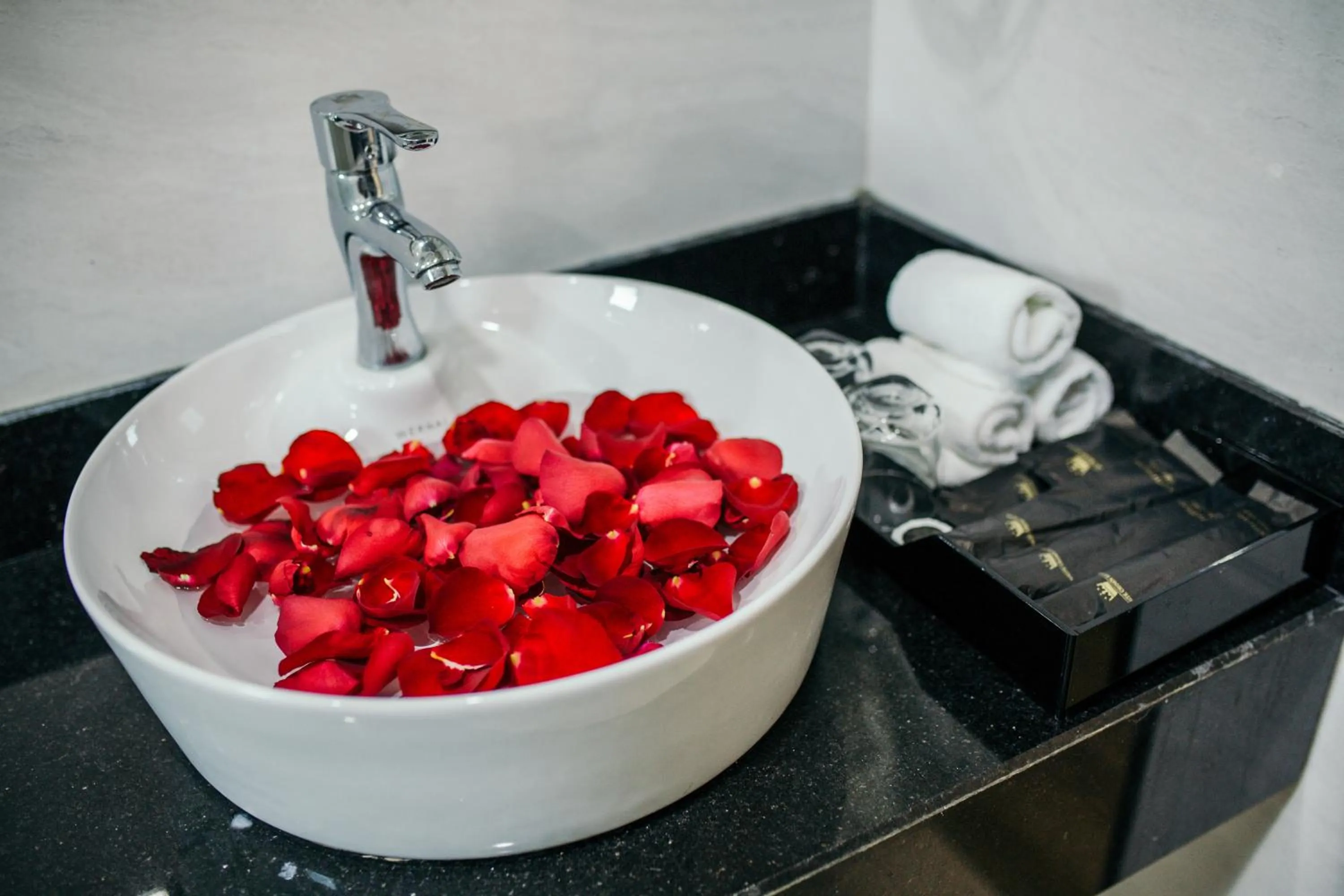 Shower in White Crown Hotel