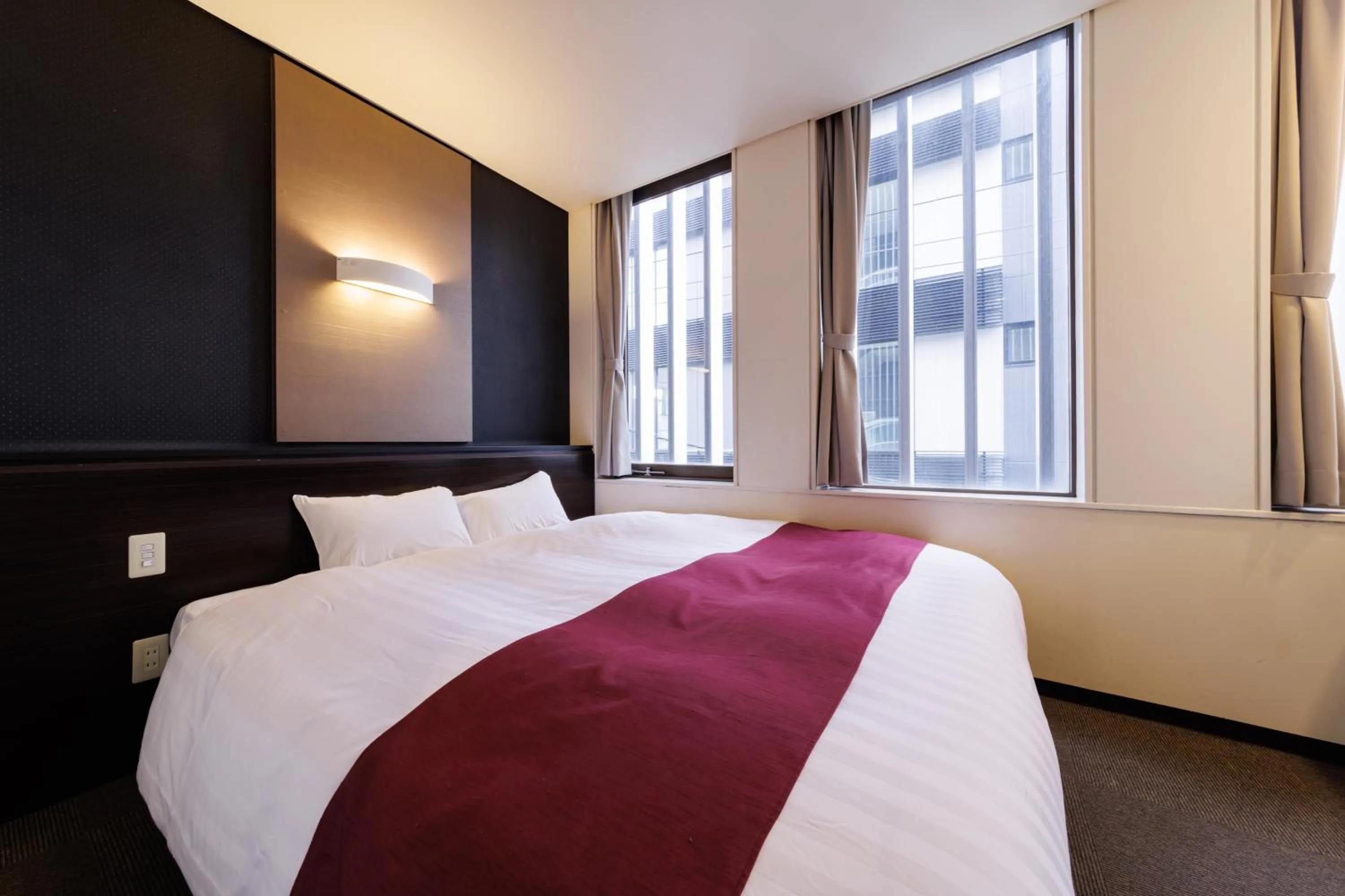 Bed in Hotel Fosse Himeji