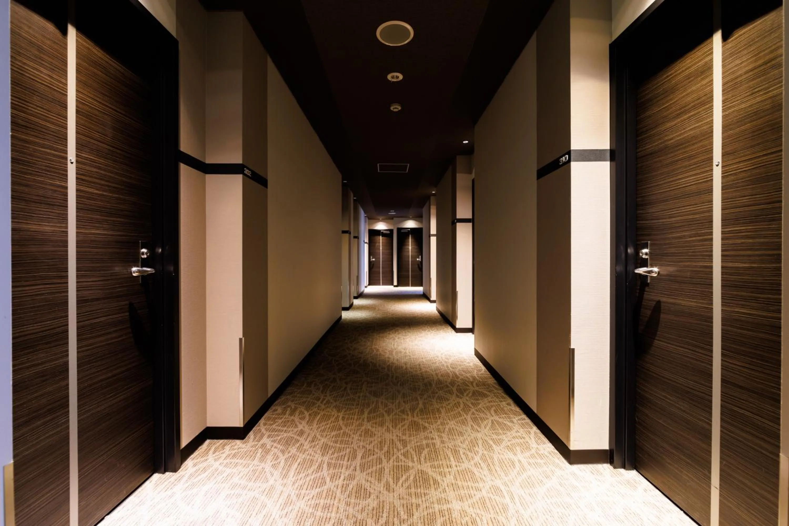 Communal lounge/ TV room in Hotel Fosse Himeji