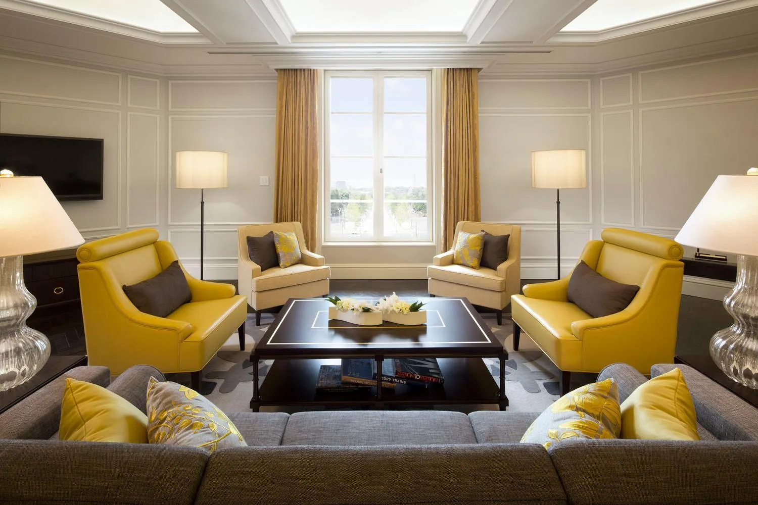 Seating area in The Tokyo Station Hotel