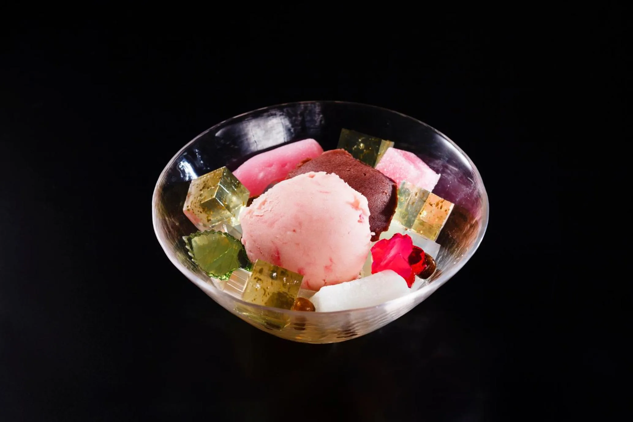 Restaurant/places to eat in The Tokyo Station Hotel