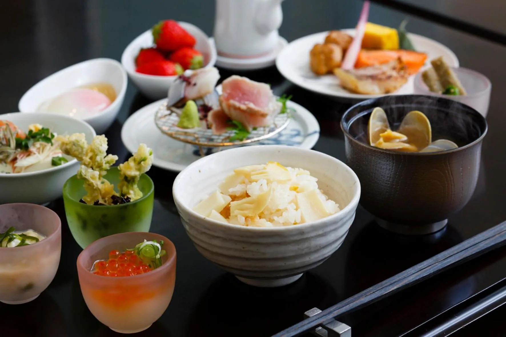 Restaurant/places to eat in The Tokyo Station Hotel