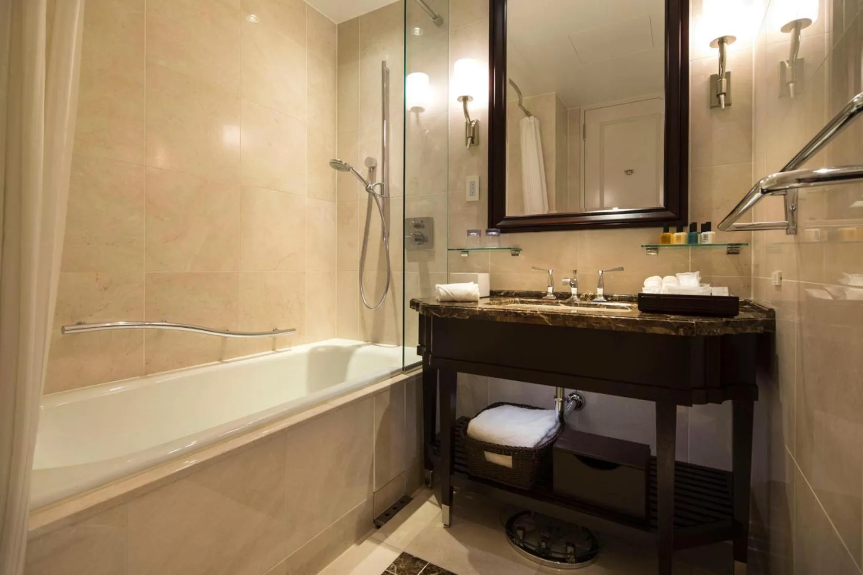 Bathroom in The Tokyo Station Hotel