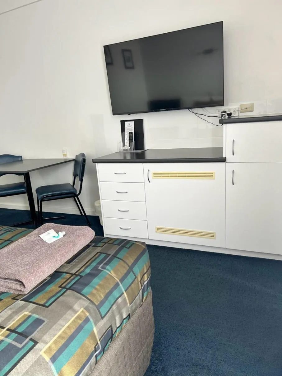 Bed in Otway Gate Motel