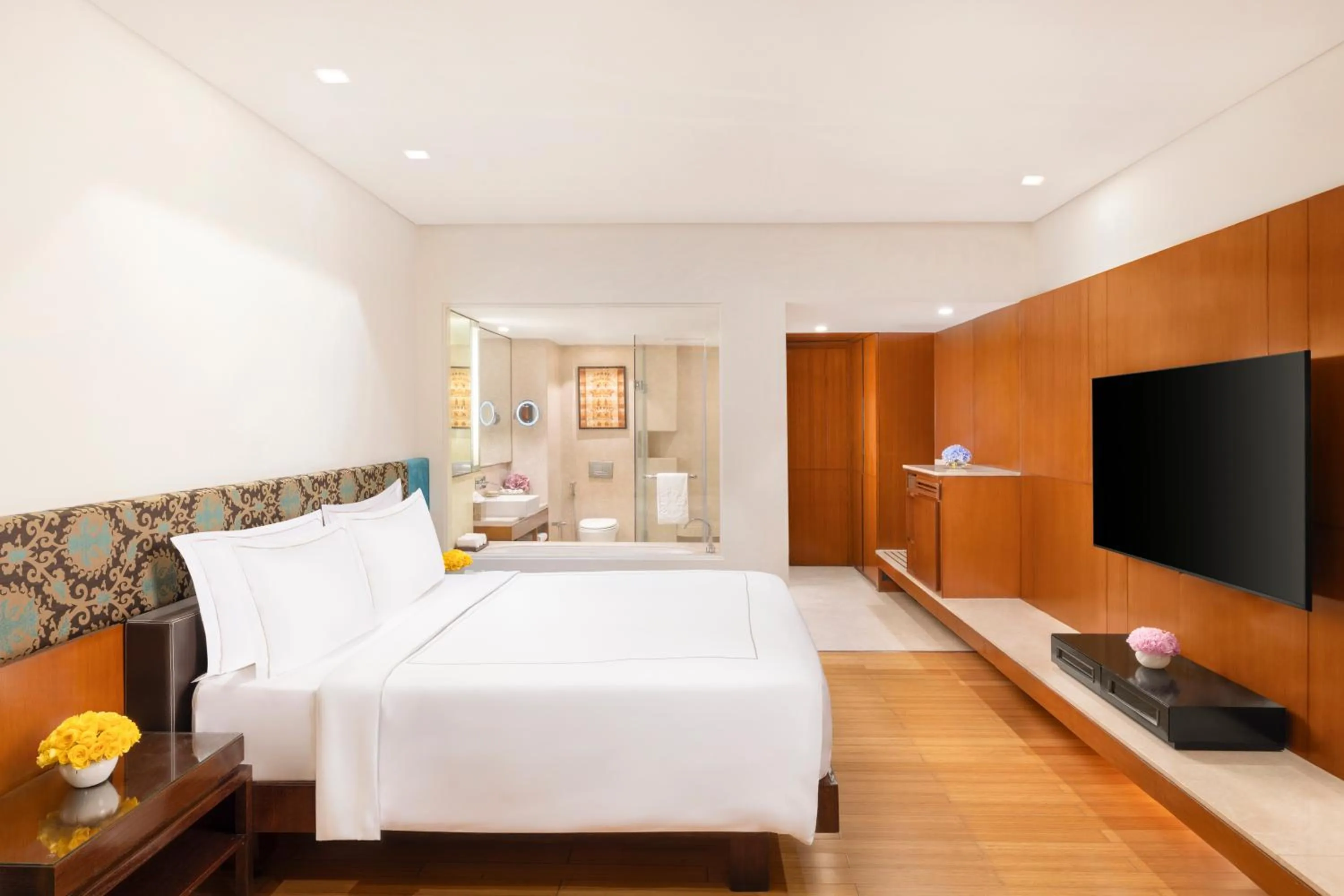 Bedroom, Bed in Taj Surajkund Resort & Spa, Delhi NCR