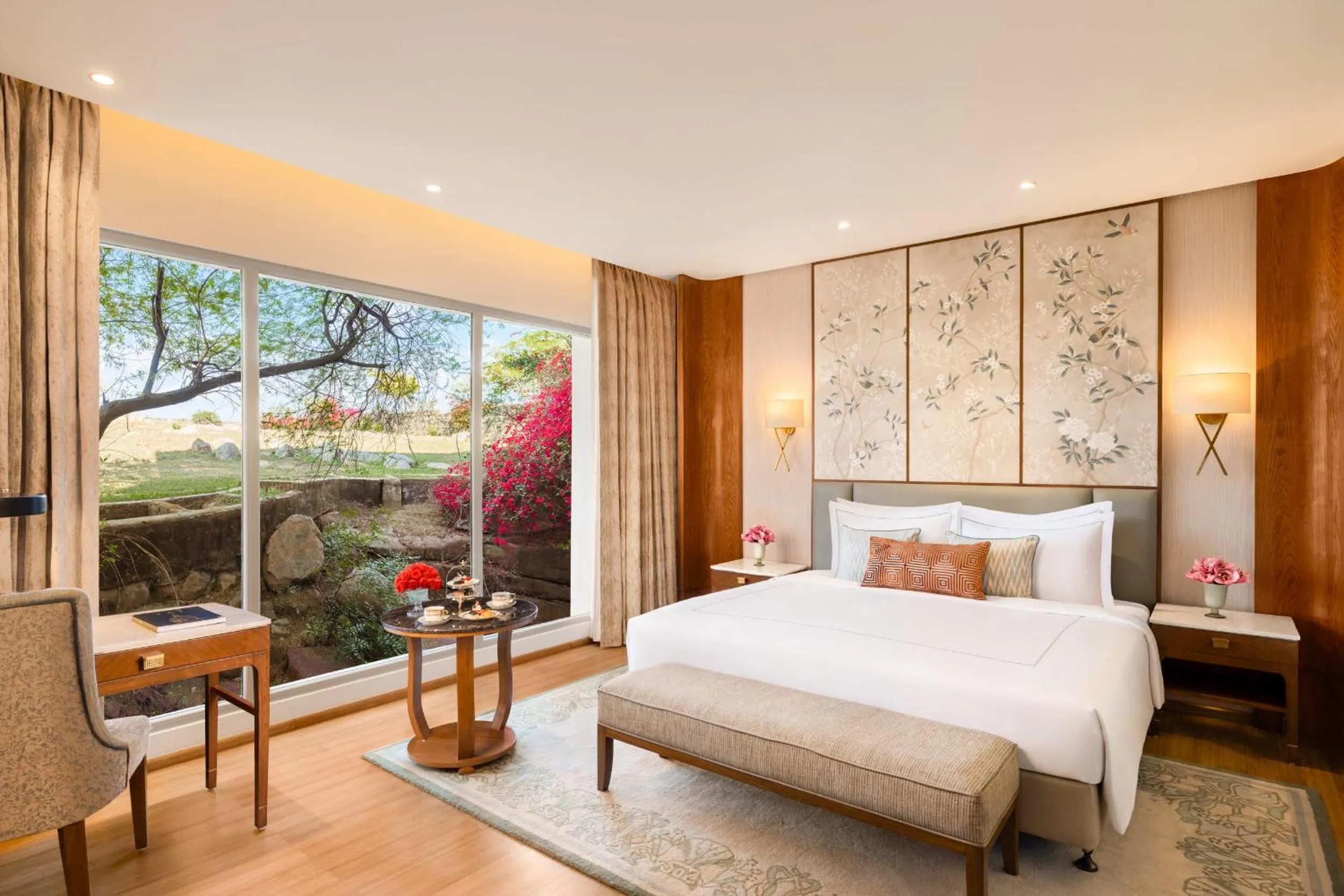City view, Bed in Taj Surajkund Resort & Spa, Delhi NCR
