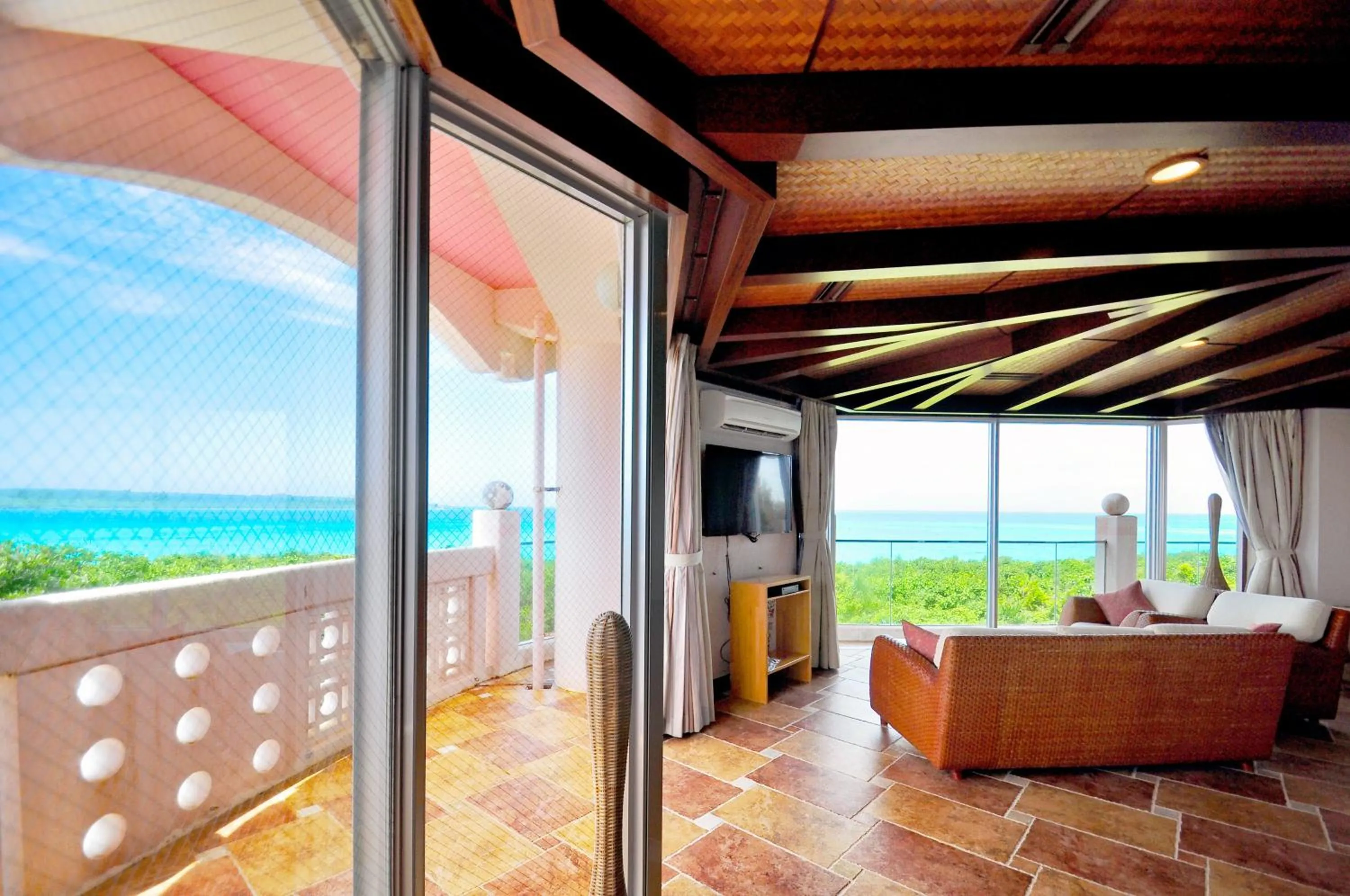 Photo of the whole room in Marine Lodge Marea