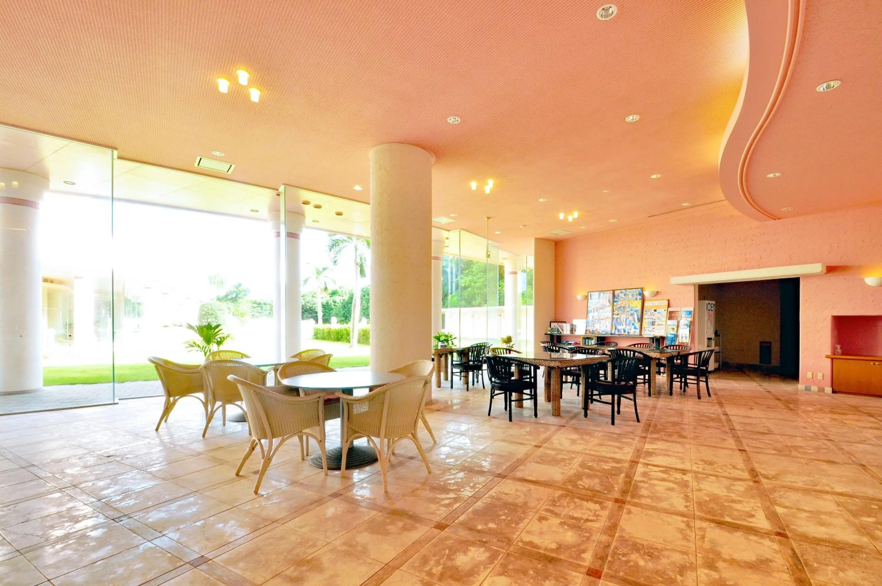 Lobby or reception in Marine Lodge Marea