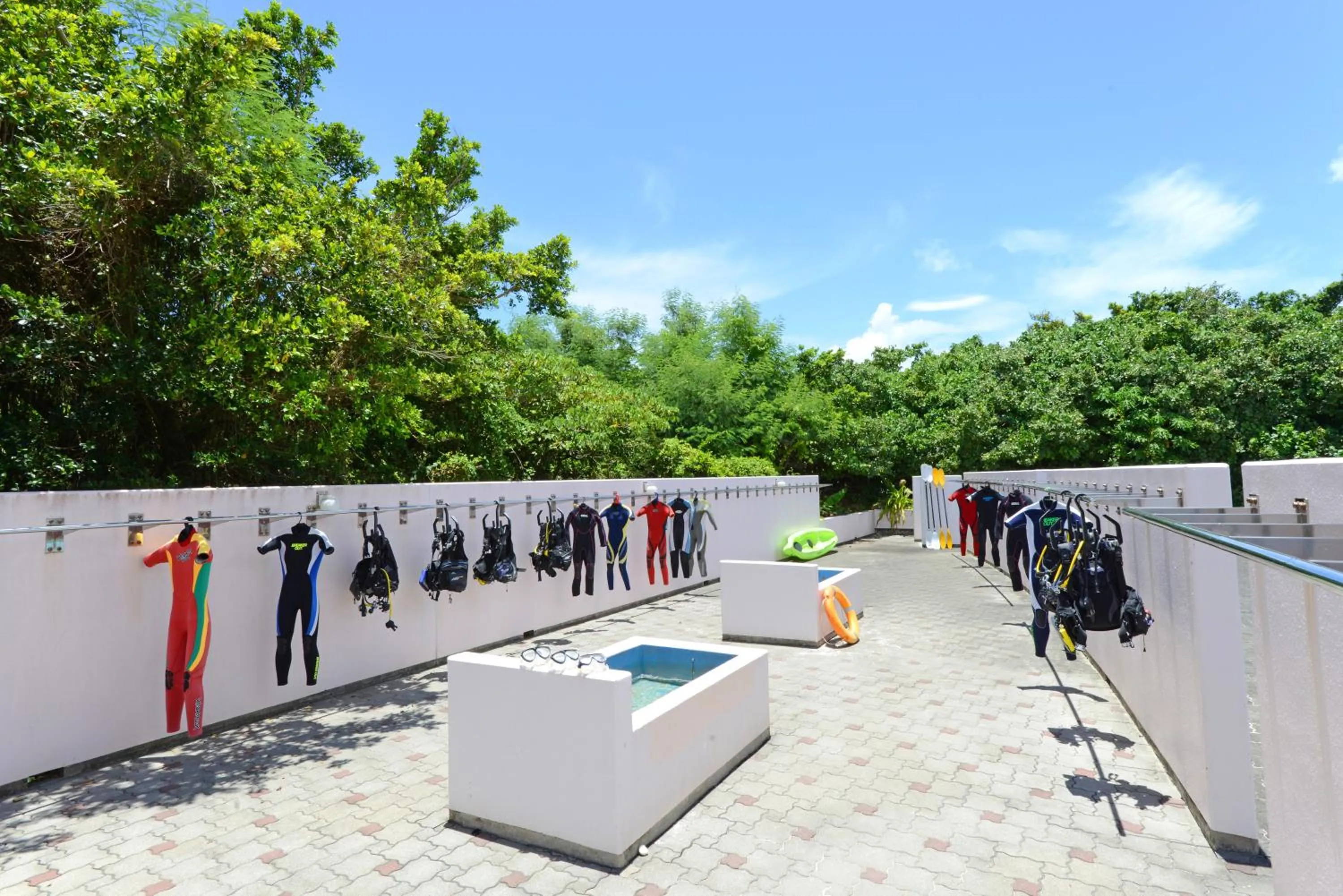 Day in Marine Lodge Marea